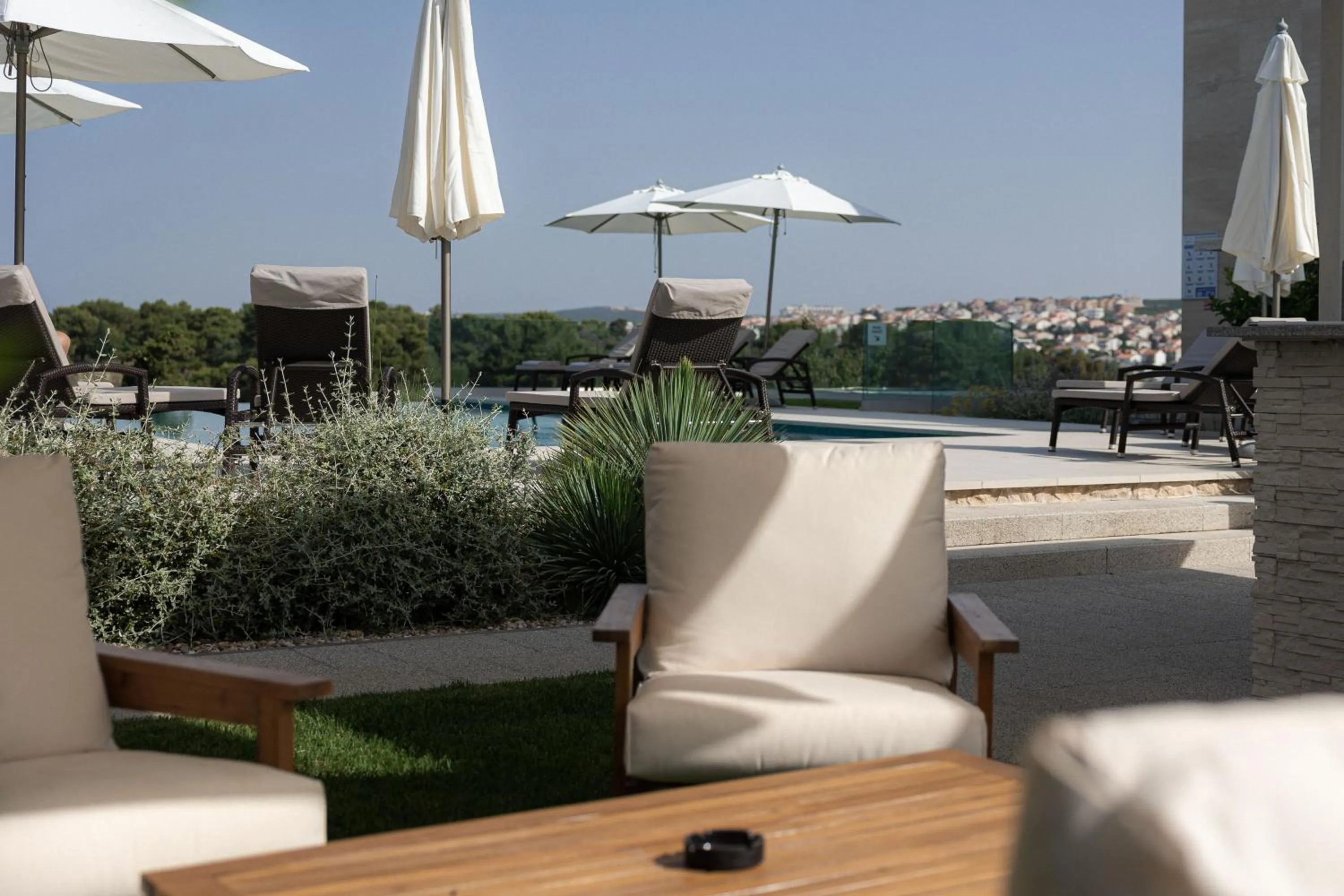 Seating area in Aparthotel Joel