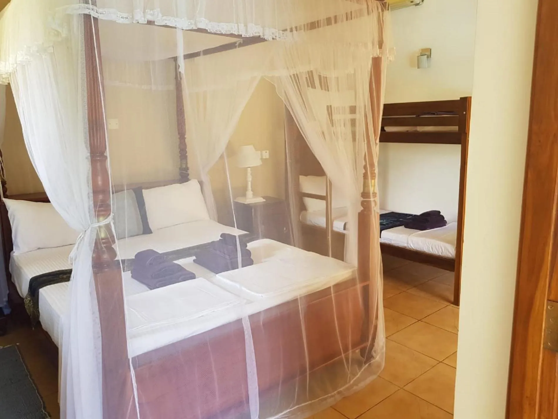 Bedroom, Bed in Villa Tara