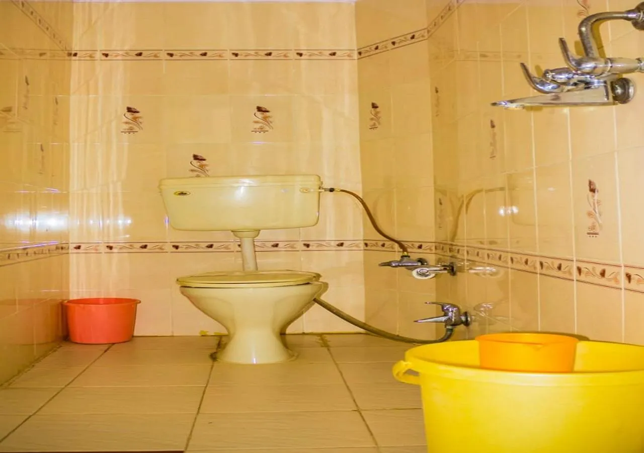 Toilet in Hotel Imperial