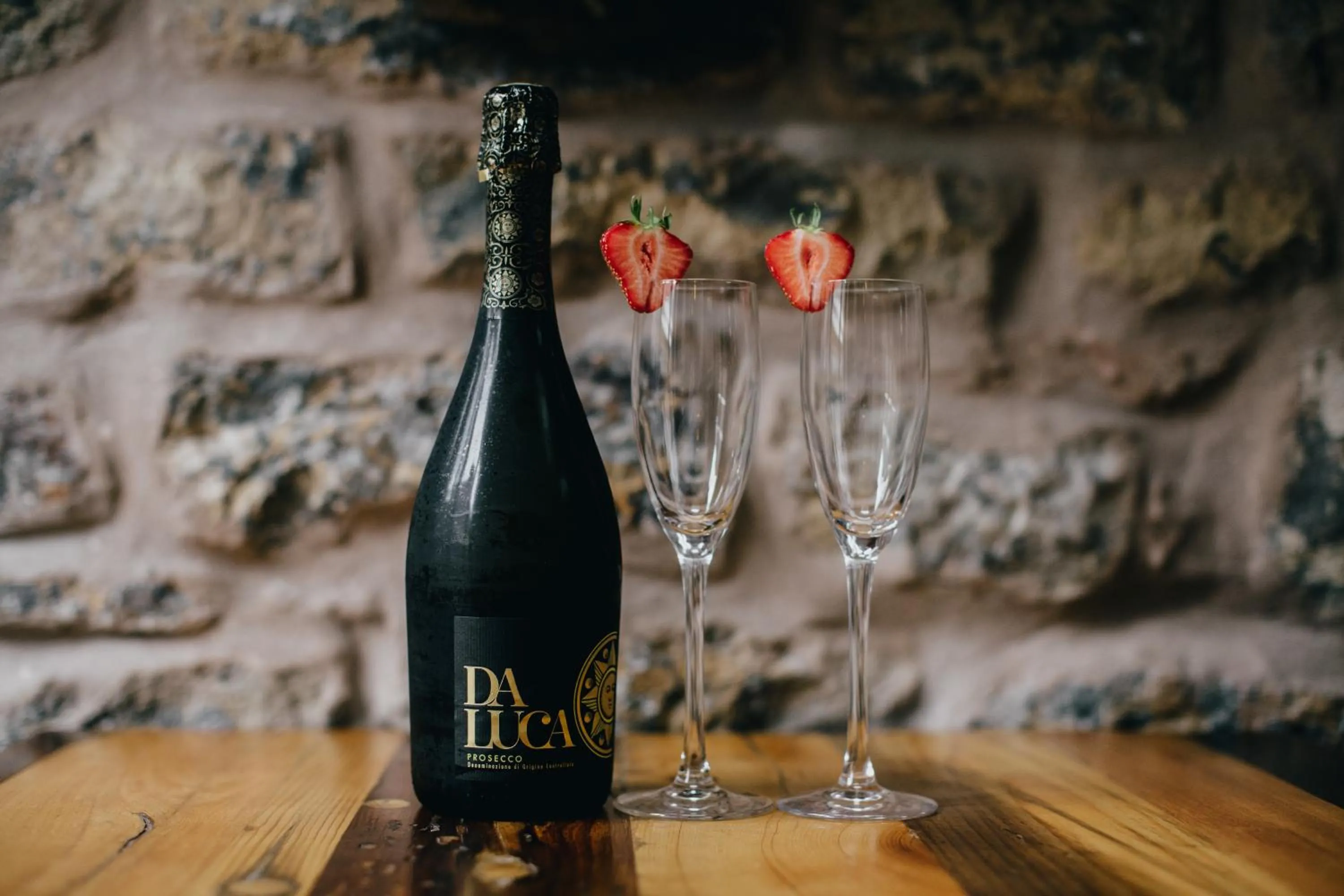 Alcoholic drinks in The Sun Hotel & Bar