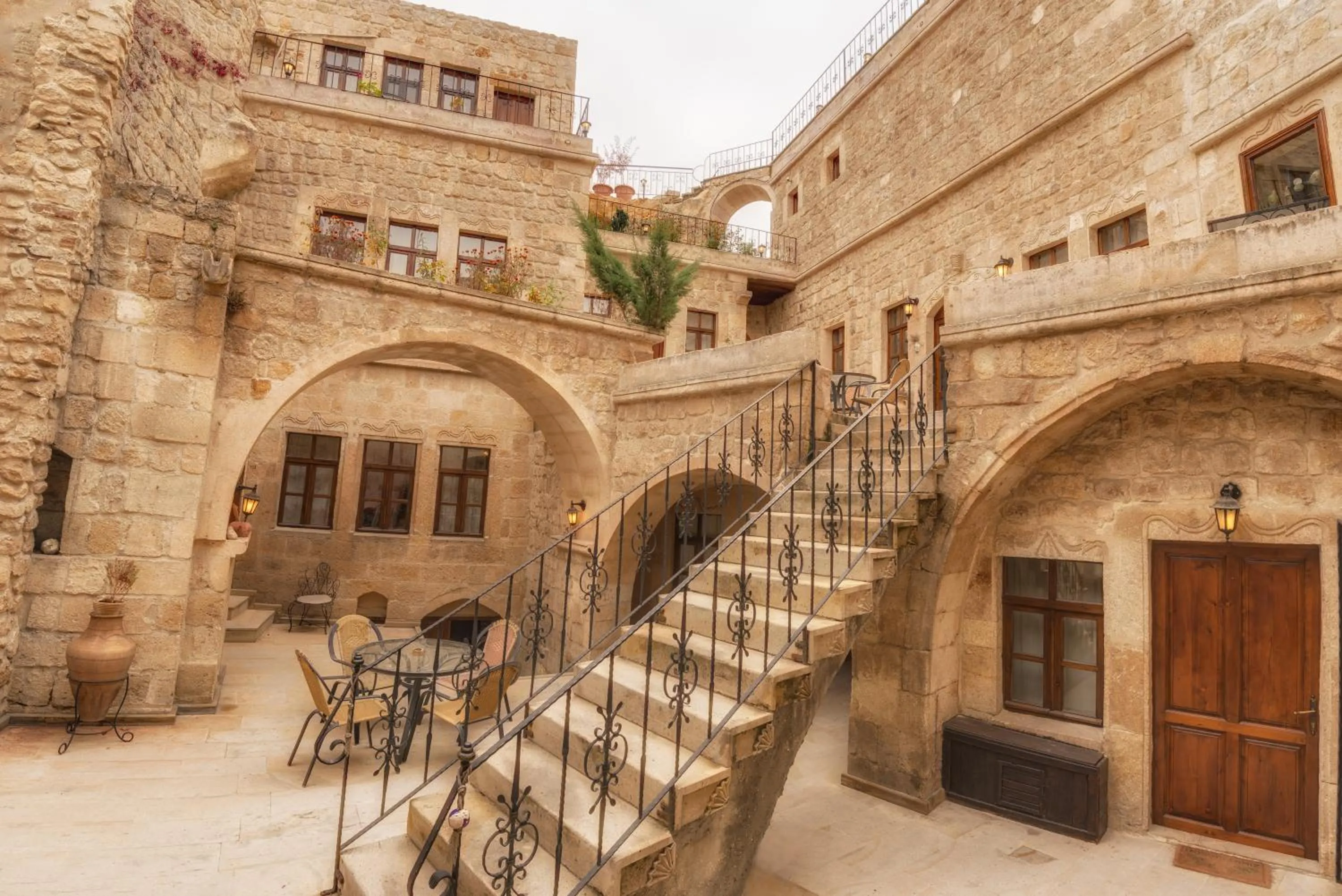 Day in Hotel Temenni Evi