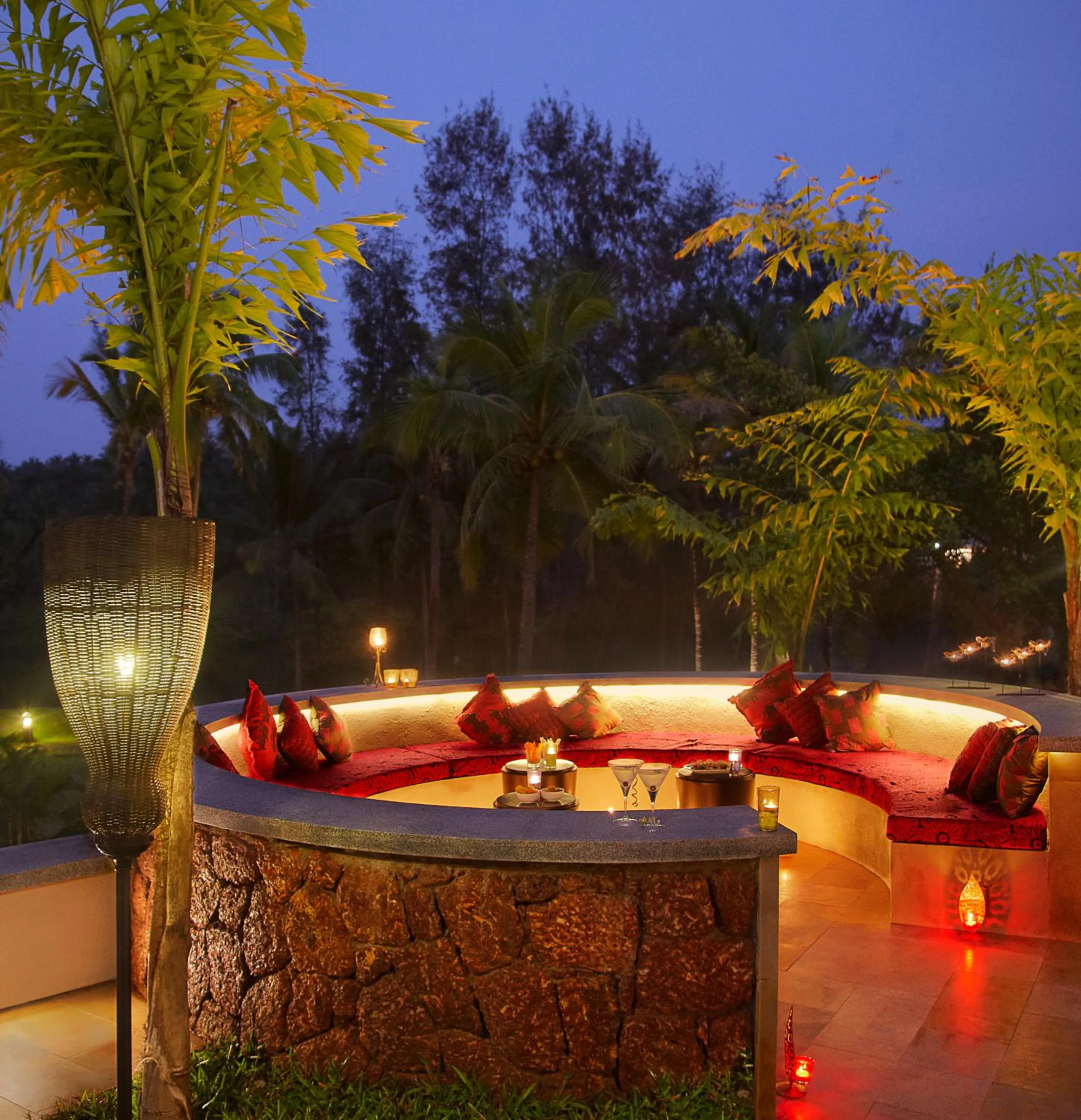 Lounge or bar in Taj Bekal Resort & Spa, Kerala