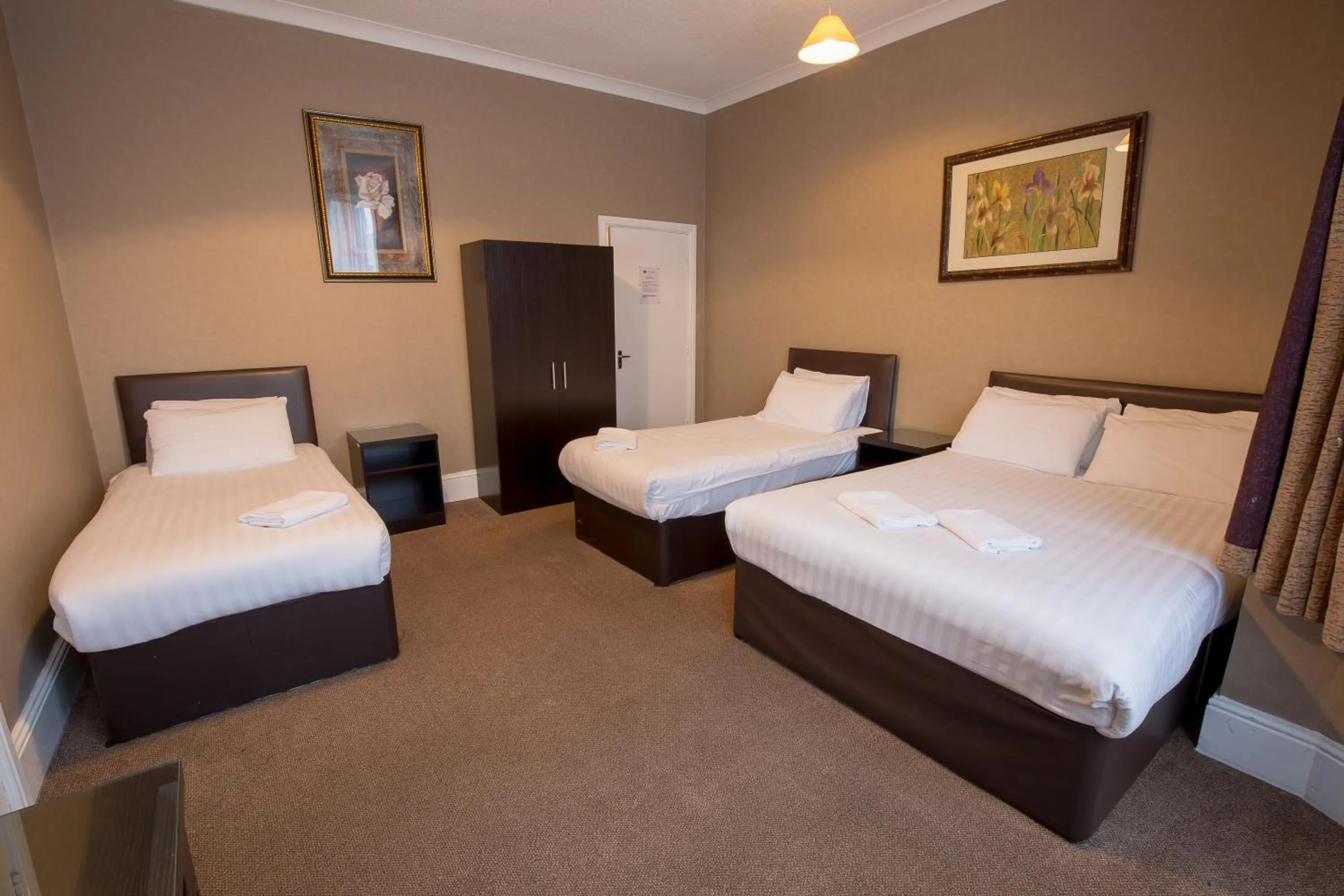 Photo of the whole room in Banks Hotel