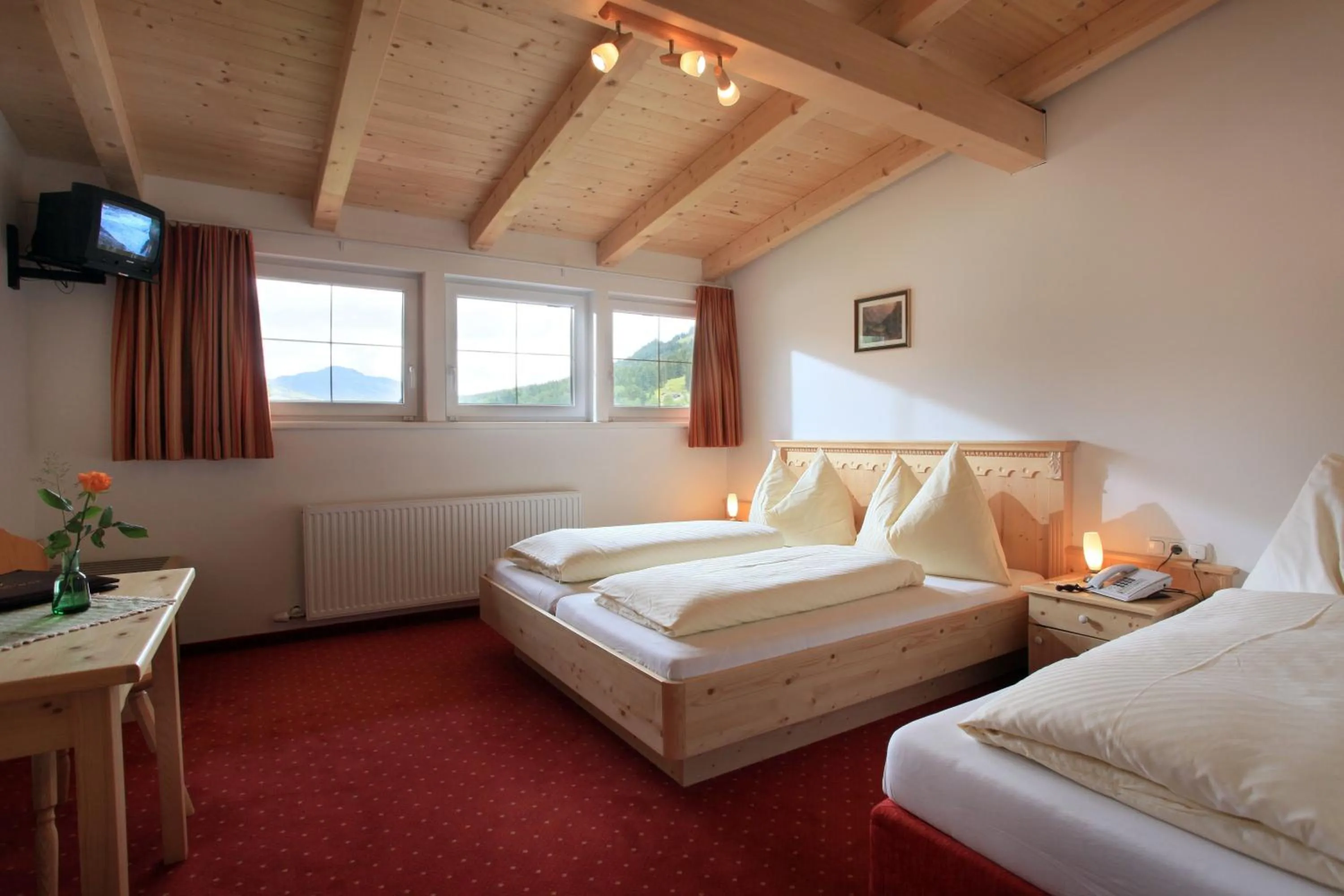 Photo of the whole room in Hotel Post