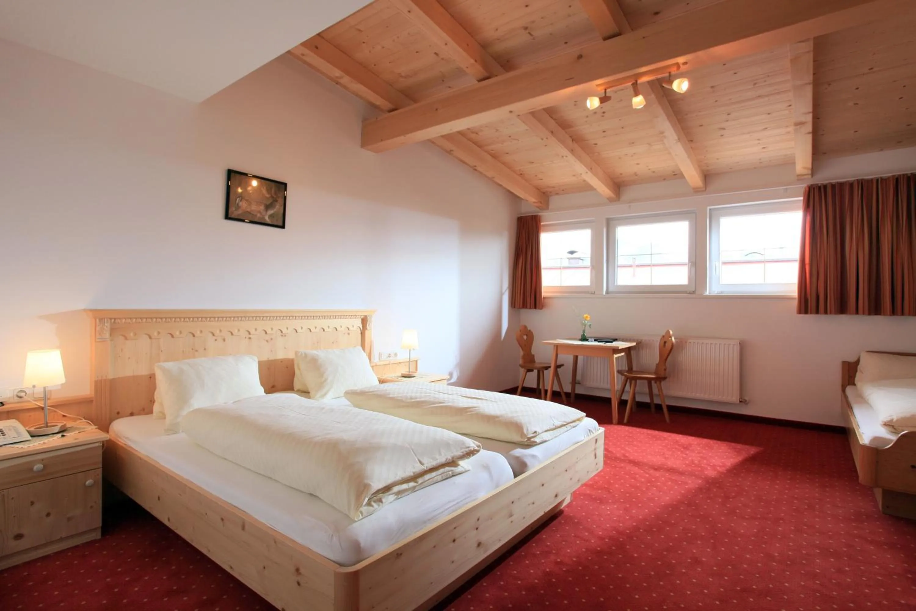 Photo of the whole room in Hotel Post