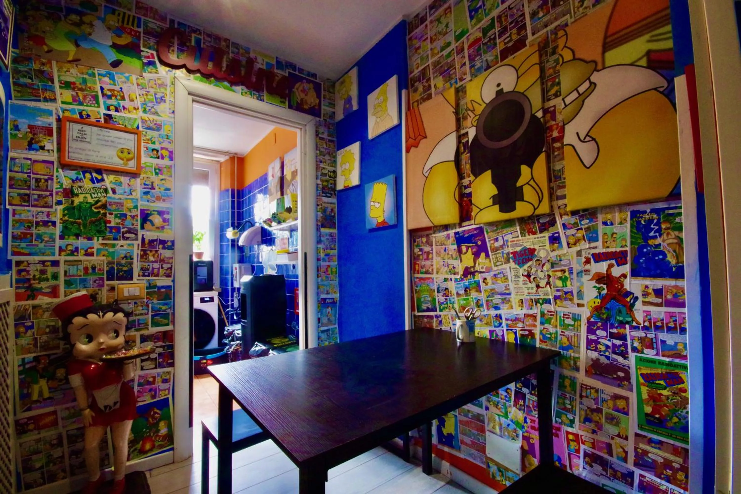 Comics Guesthouse Hostel
