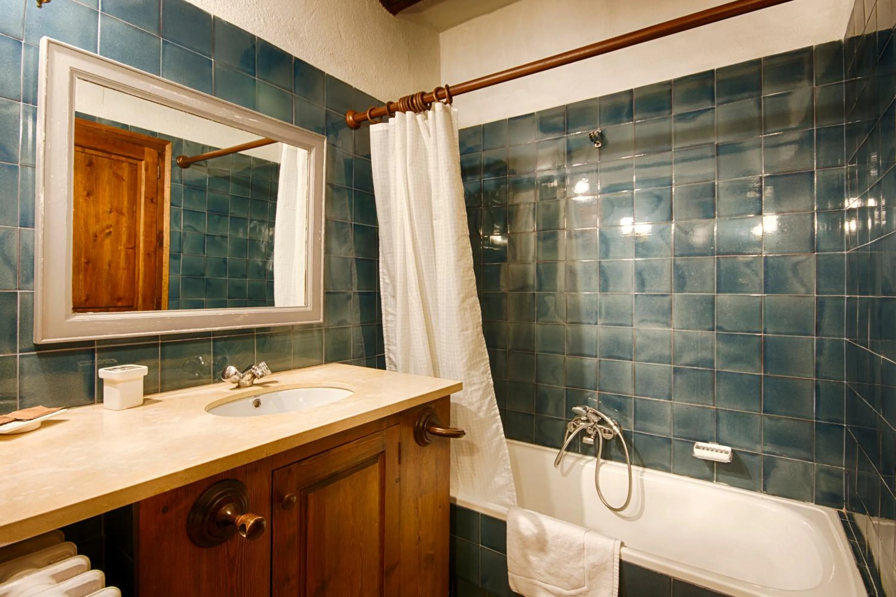 Bathroom in Masia Can Pou