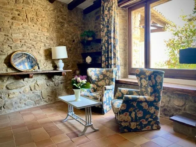 Living room in Masia Can Pou