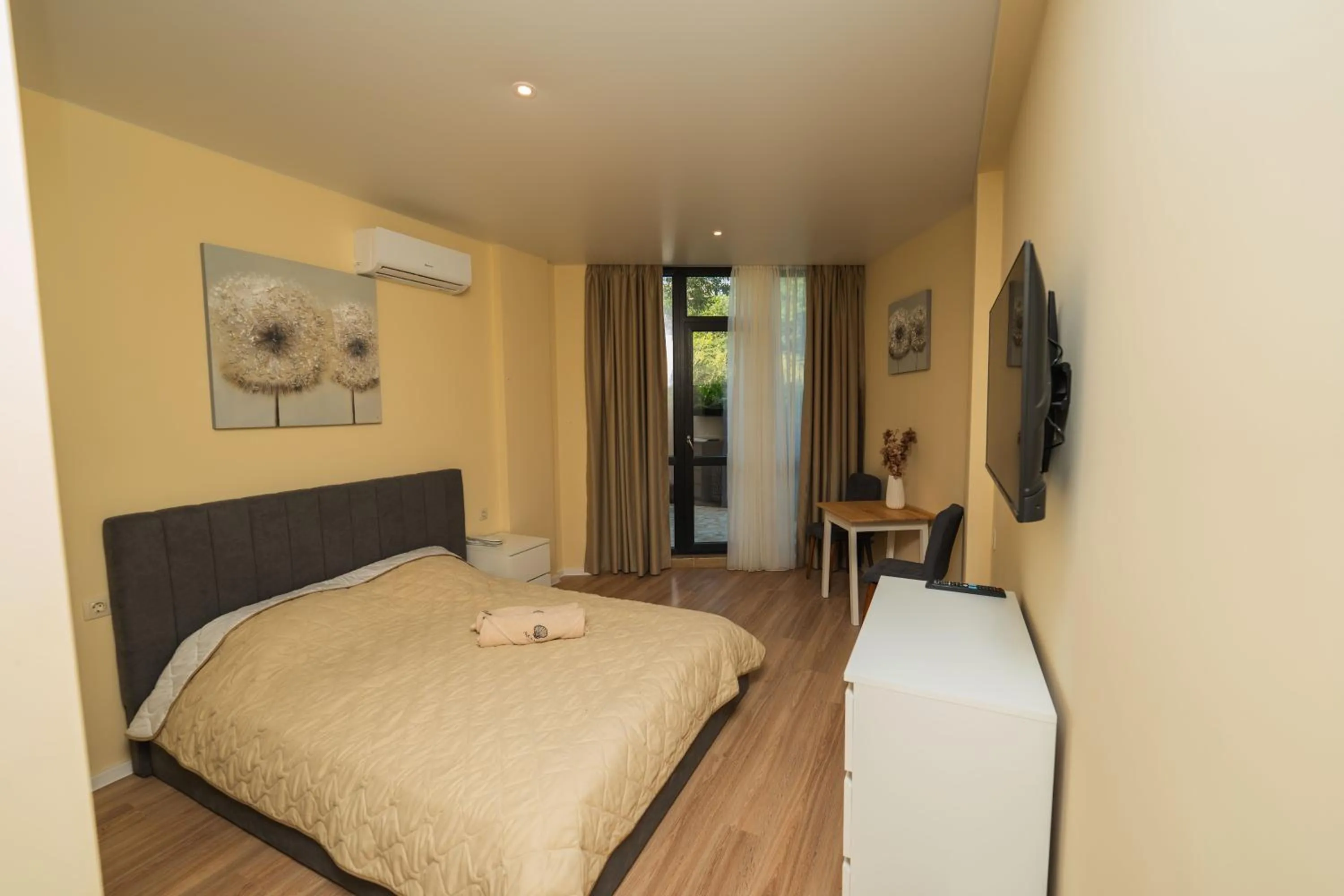 Bed in Aqua View SPA Boutique Hotel