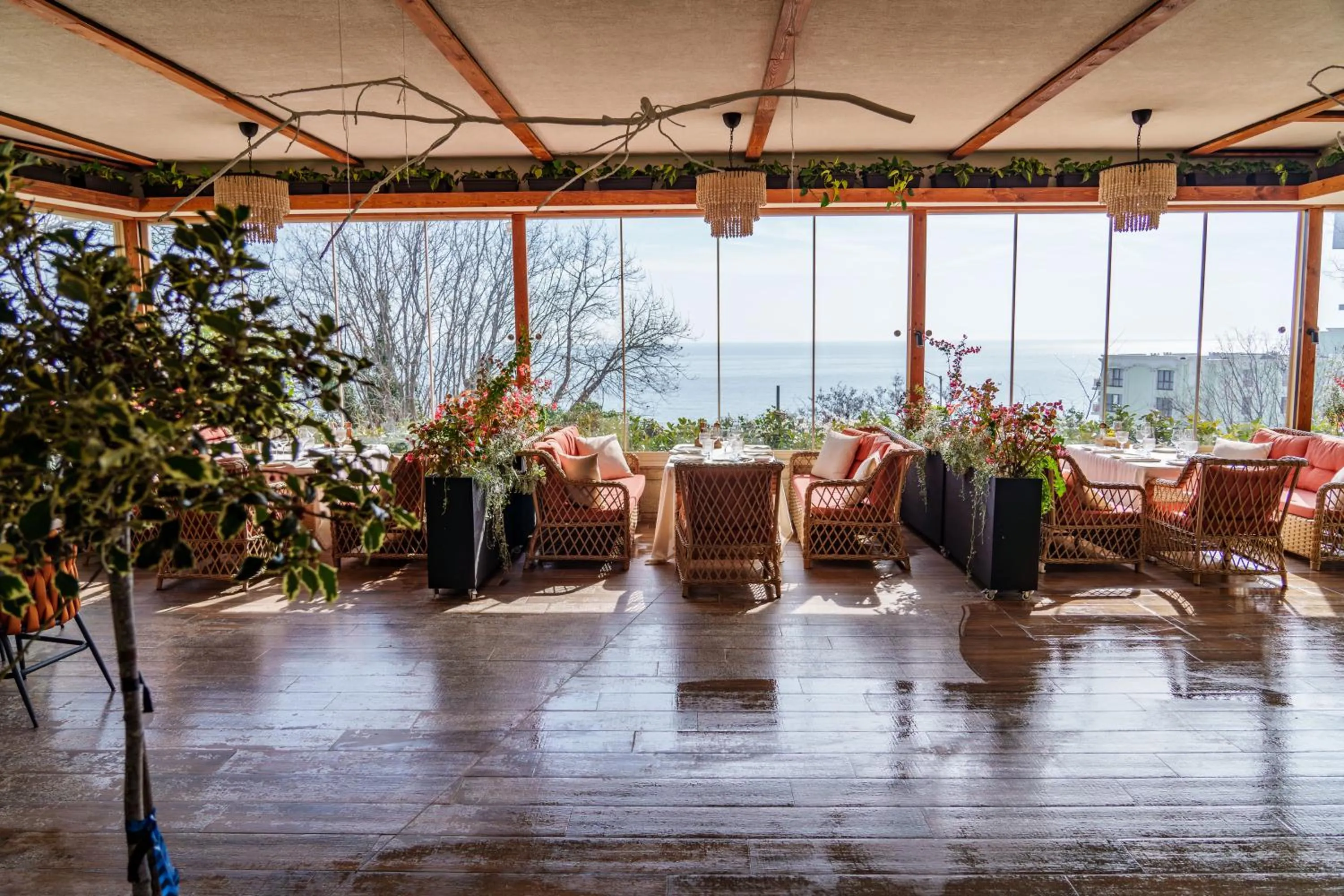 Restaurant/places to eat in Aqua View SPA Boutique Hotel