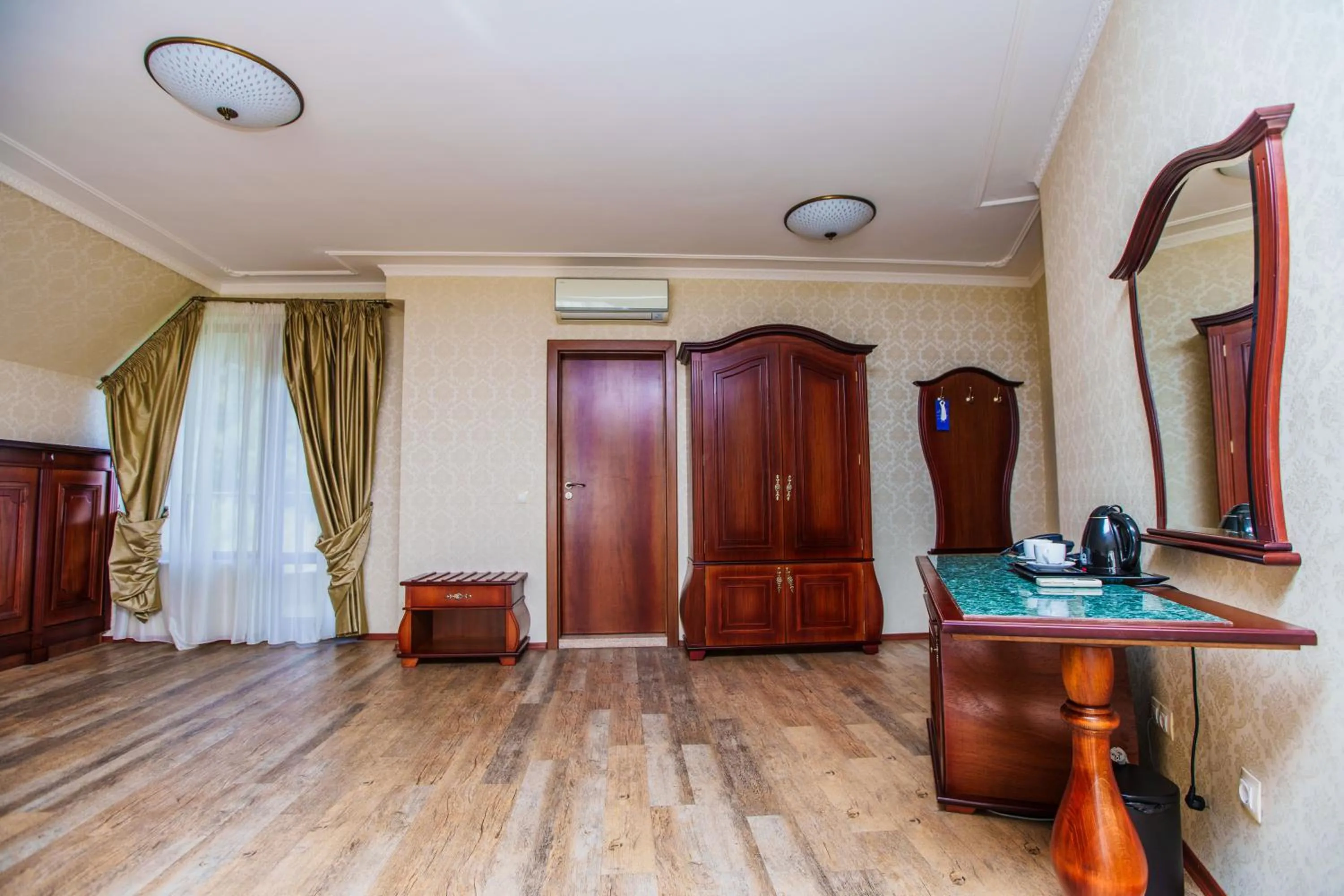 Aqua View SPA Boutique Hotel