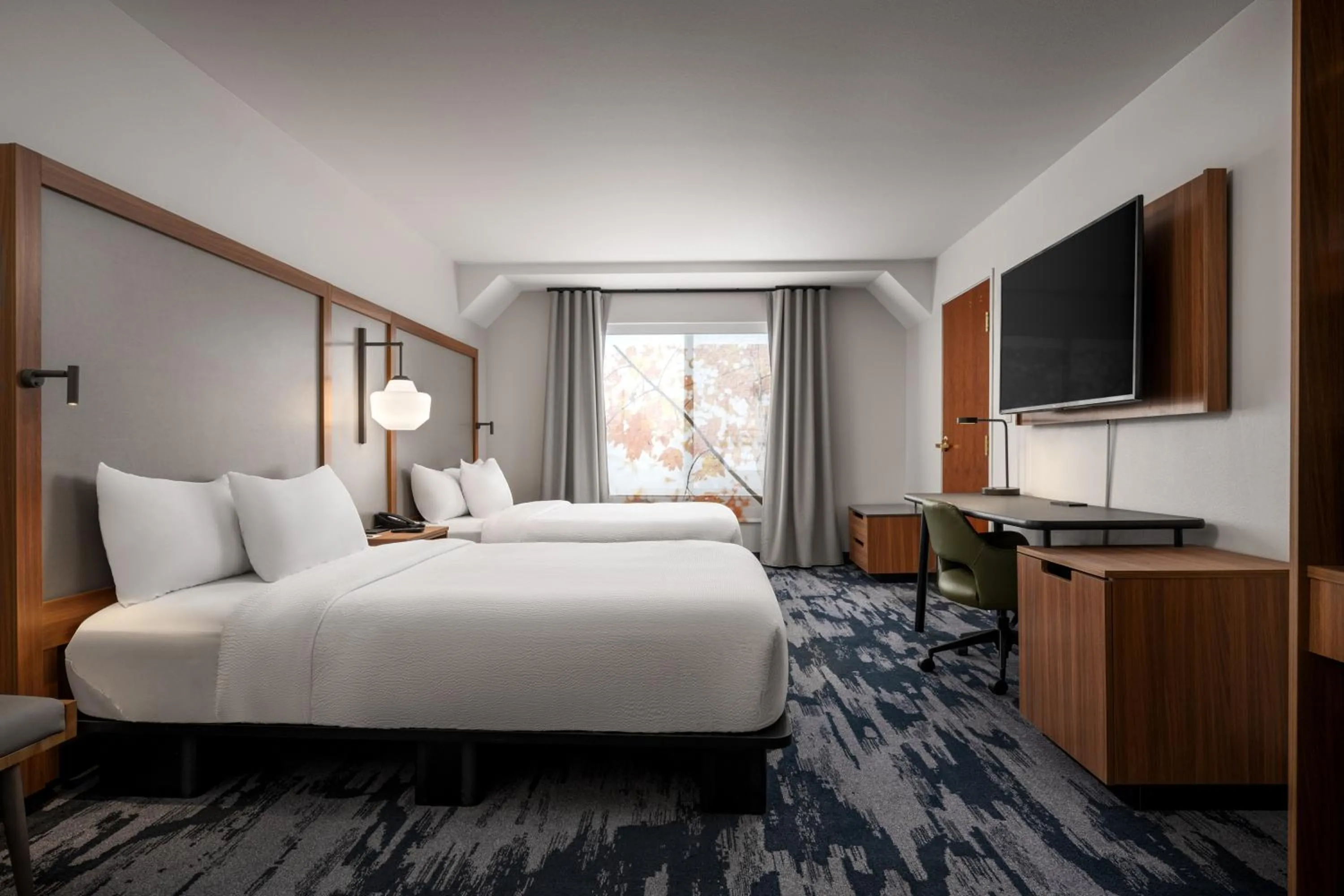 Bed in Fairfield by Marriott Inn & Suites Helena North