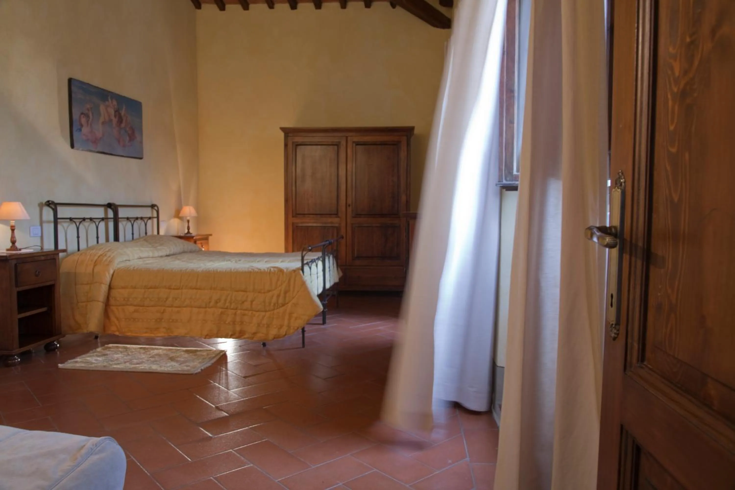 Bed in Florence Winery AgriResort - Fattoria Lavacchio