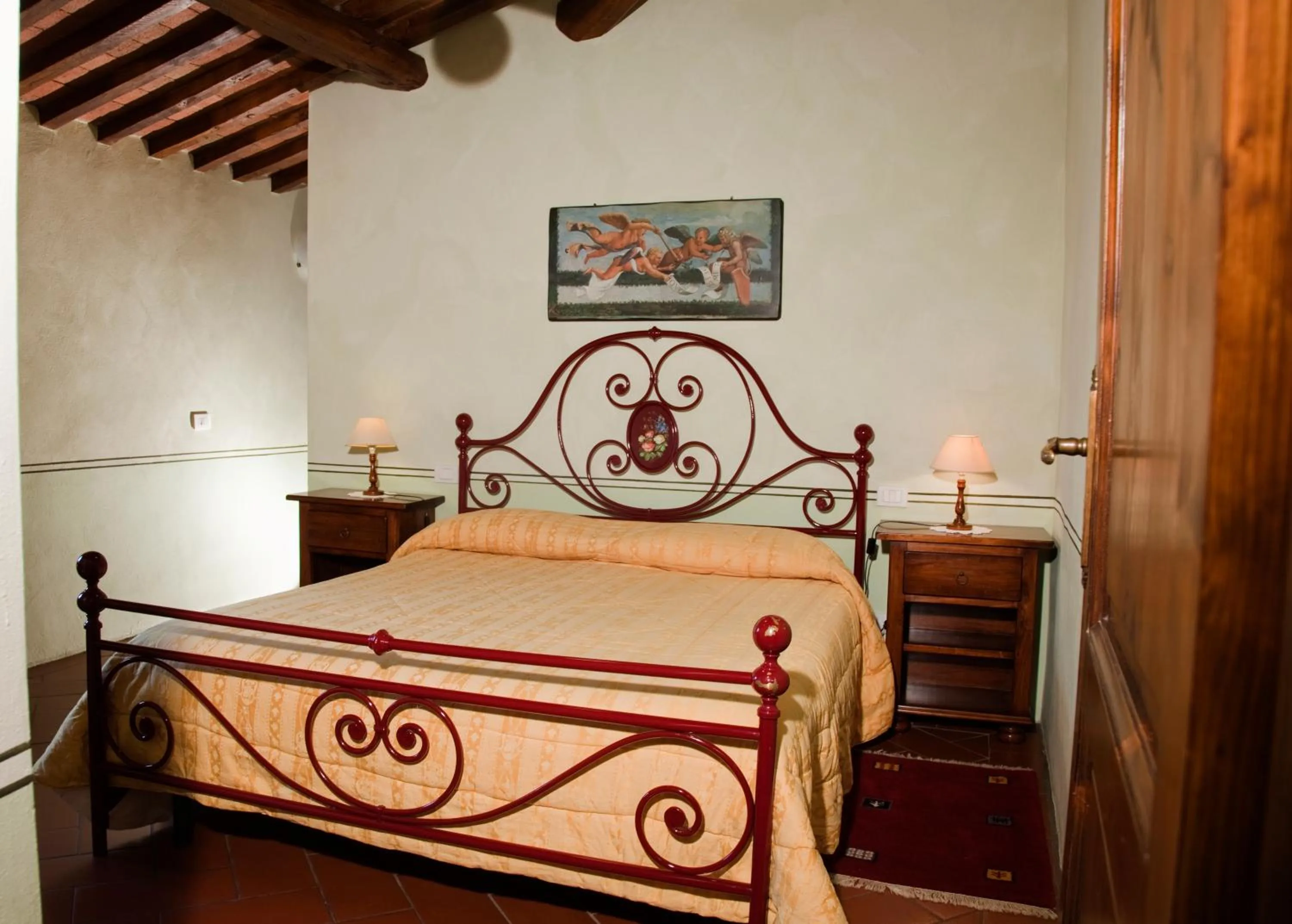 Bed in Florence Winery AgriResort - Fattoria Lavacchio