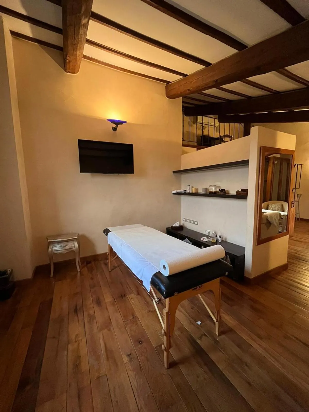 Massage in Florence Winery AgriResort - Fattoria Lavacchio