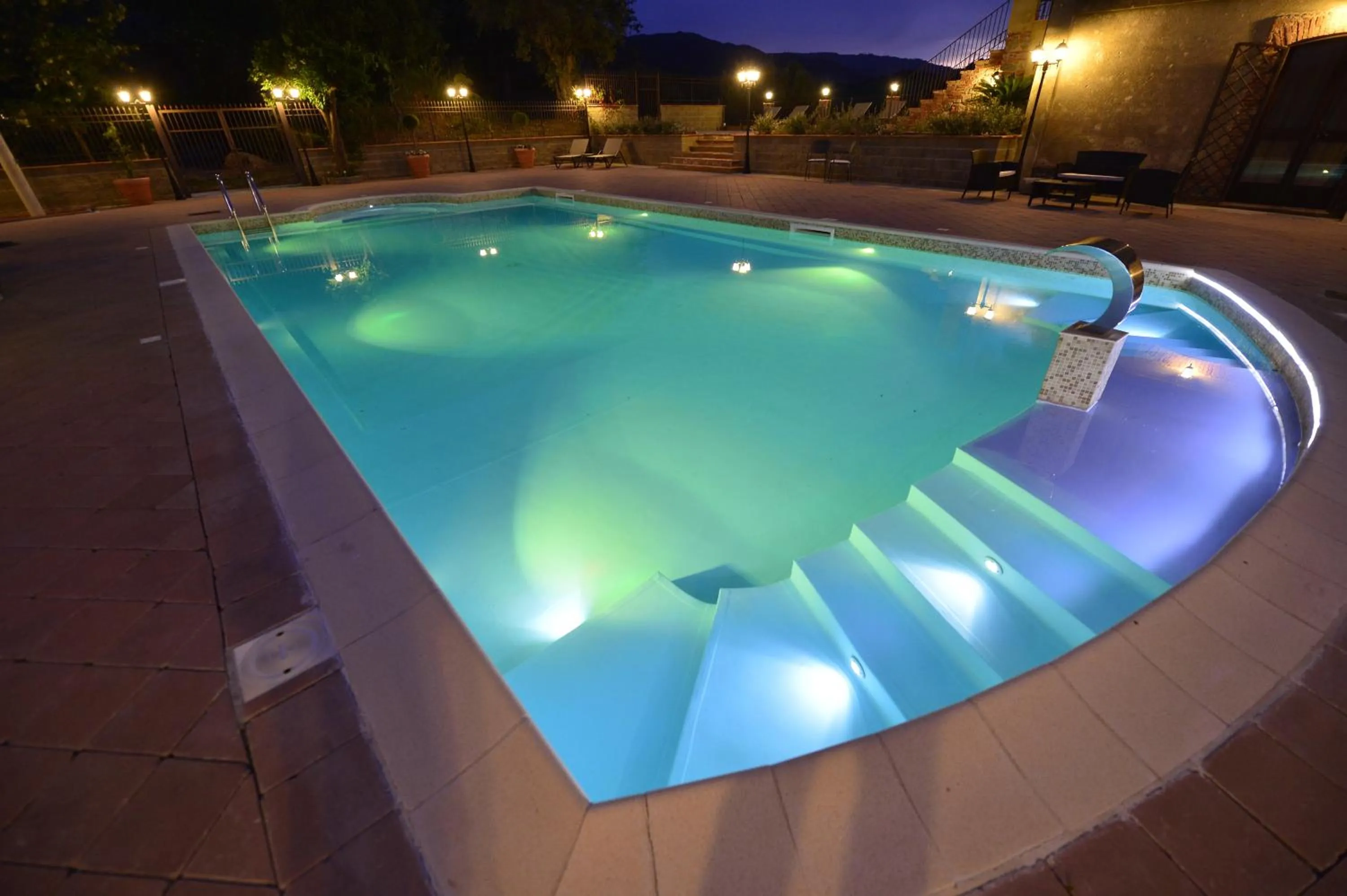 Swimming pool in Tenuta Ciminata Greco