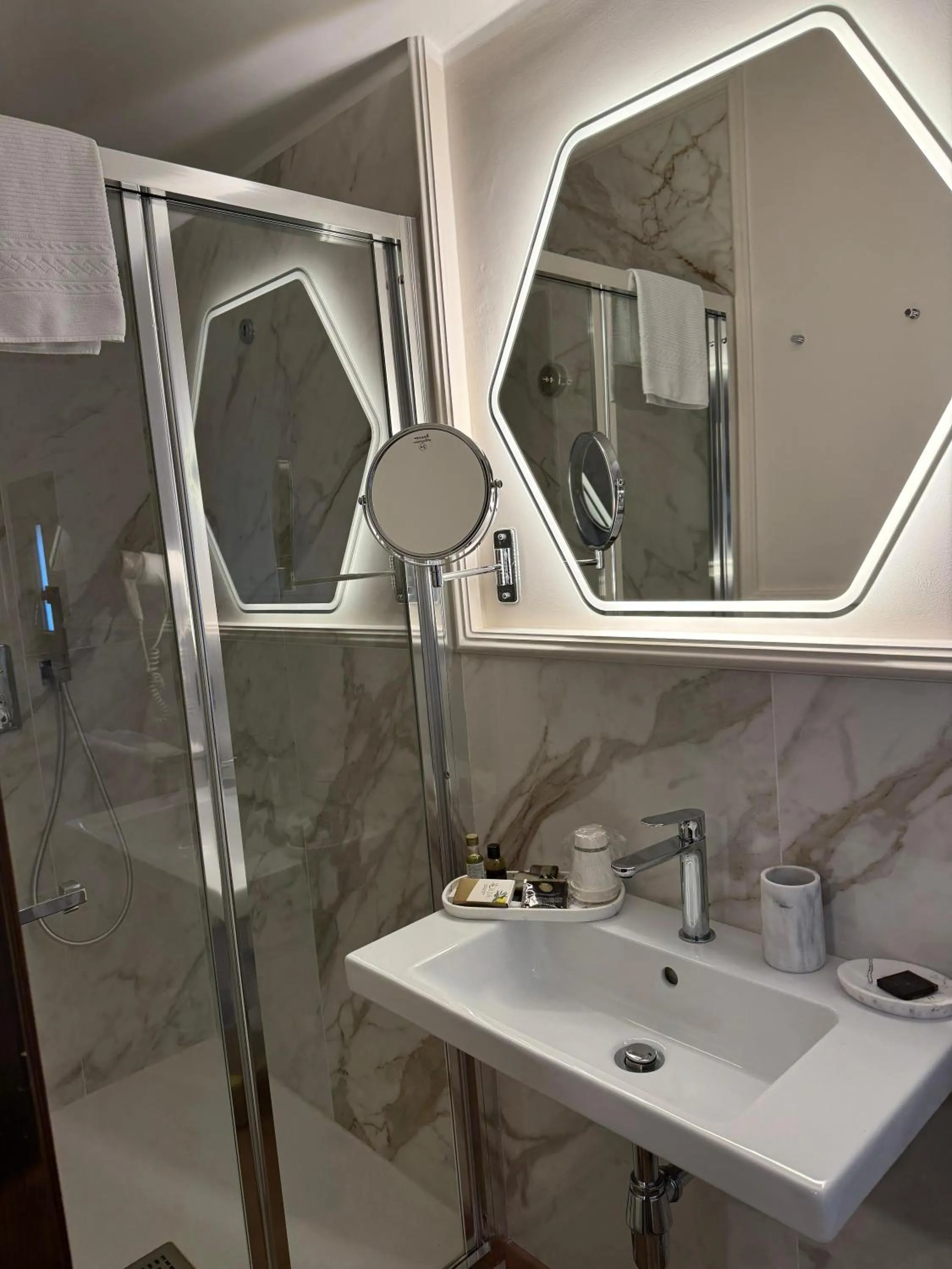 Shower in Tenuta Ciminata Greco