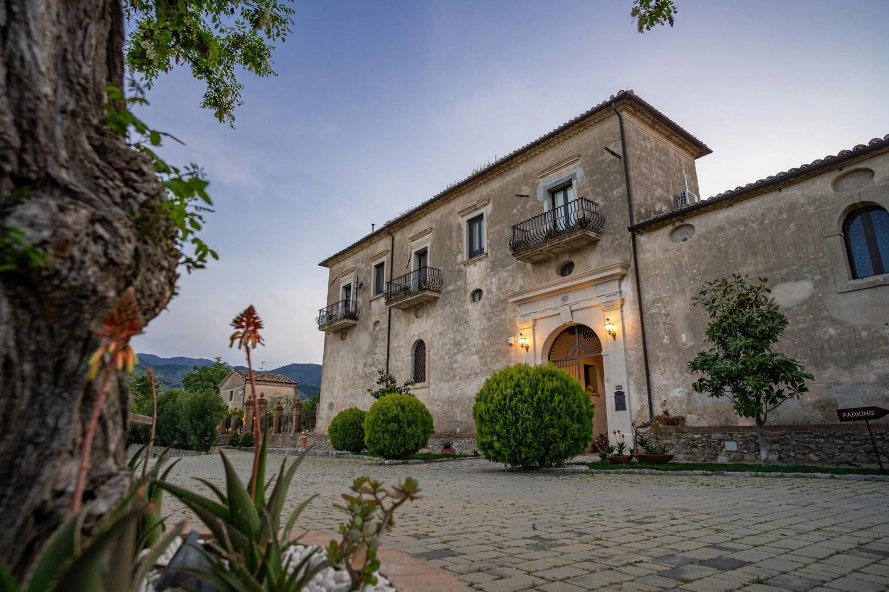 Property building in Tenuta Ciminata Greco
