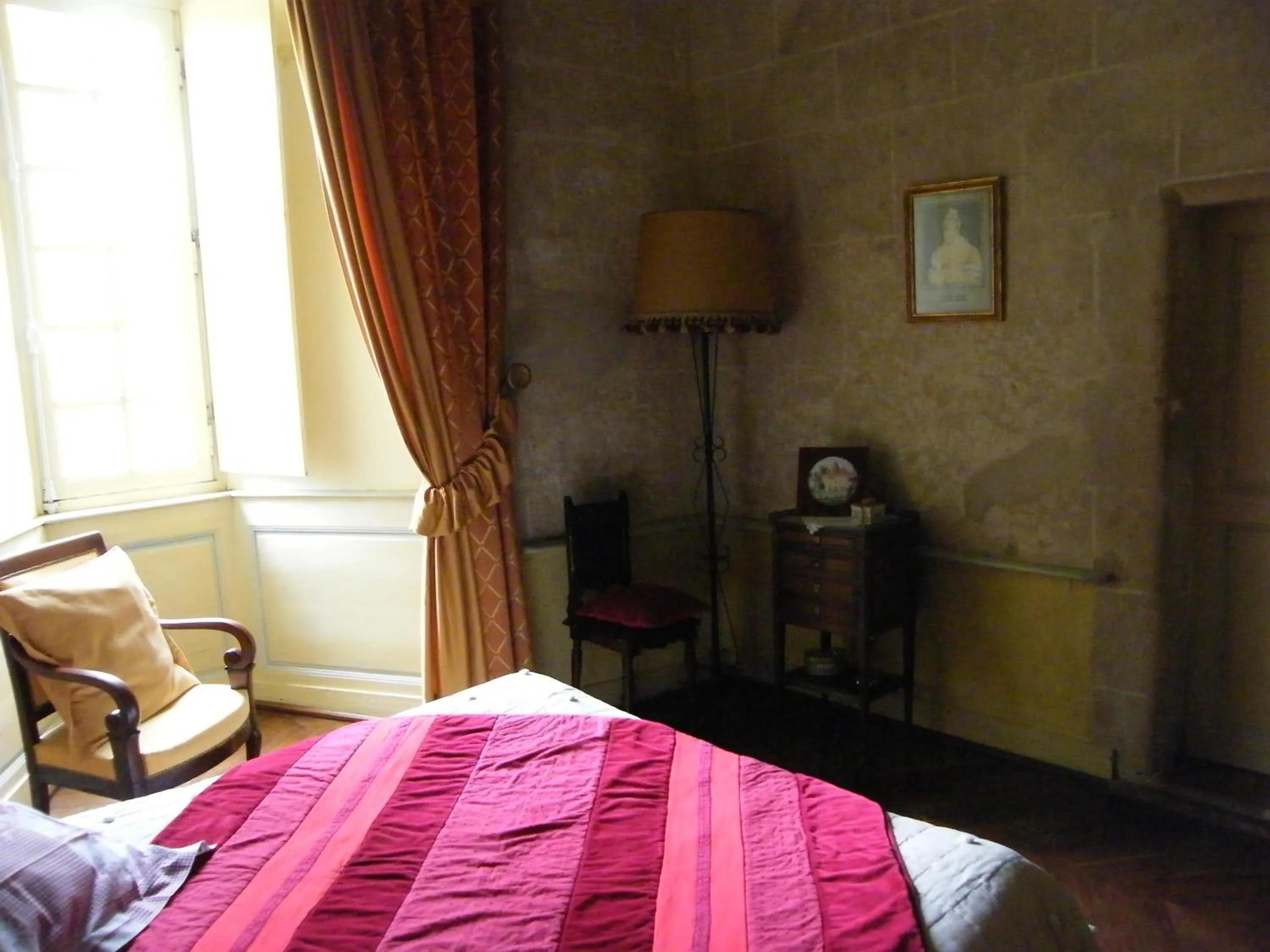 Bedroom, Bed in Château des Martinanches