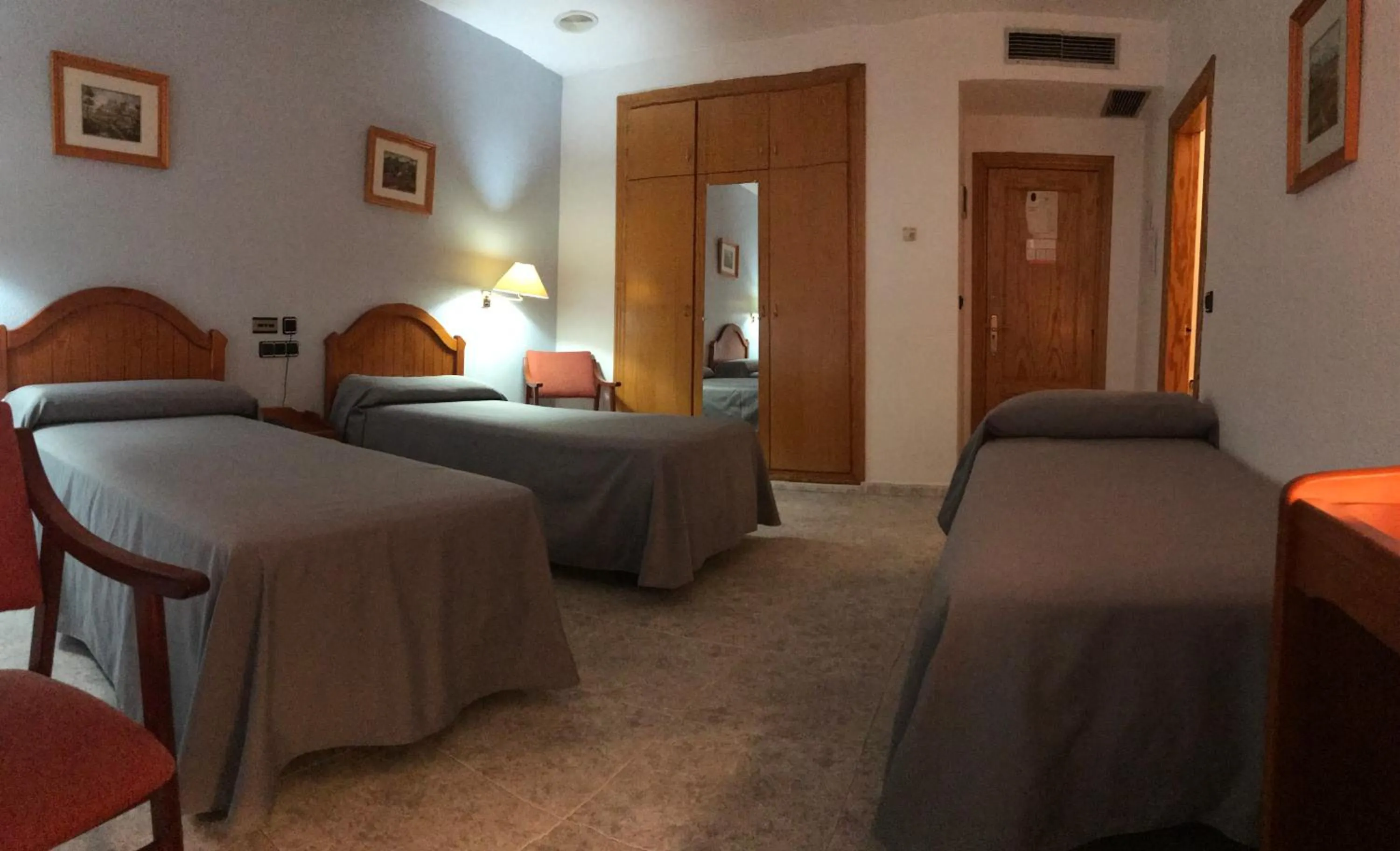 Photo of the whole room, Bed in Hospedium Hotel Twist