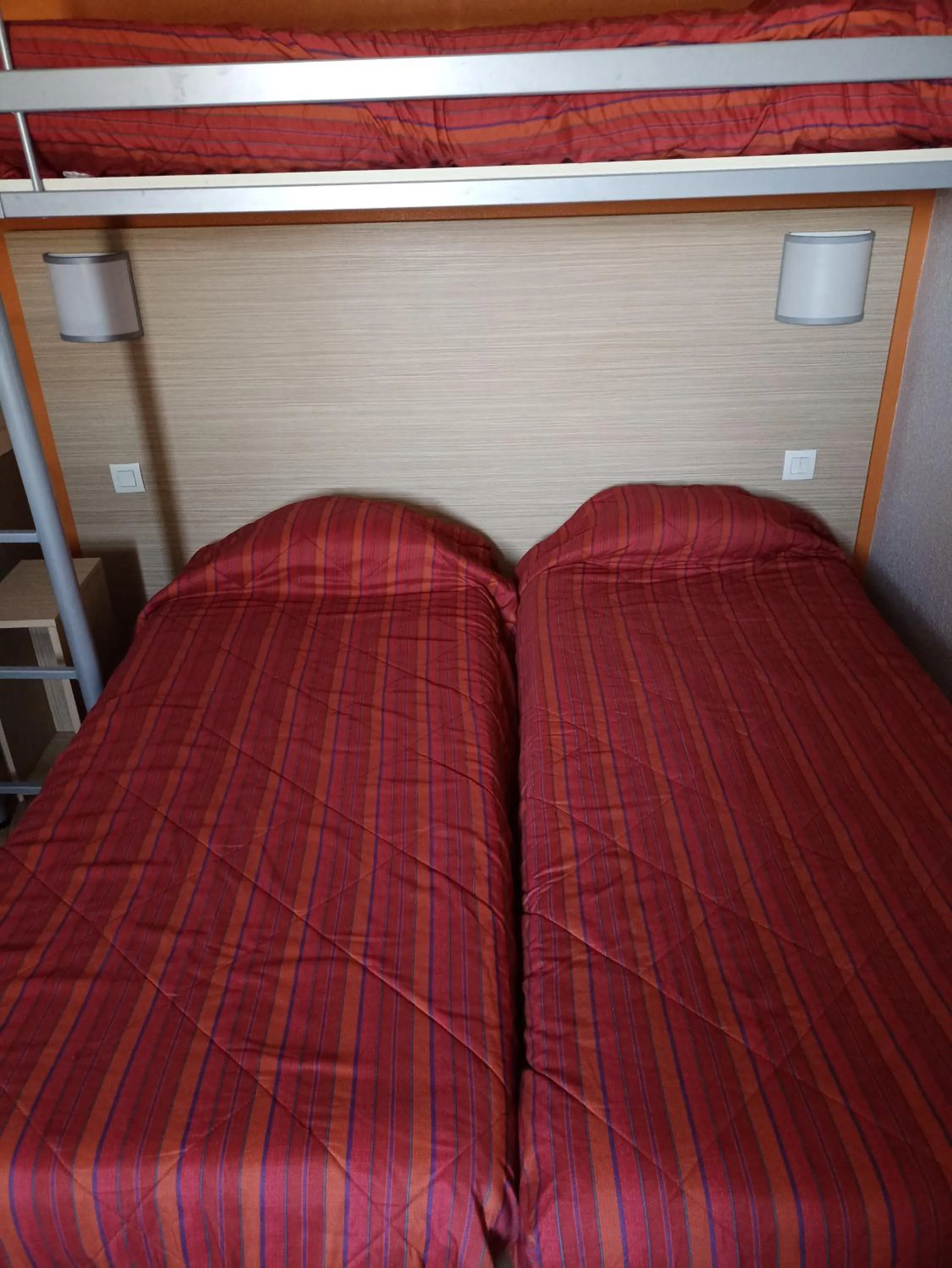 bunk bed, Bed in HECO Calais Centre-Gare