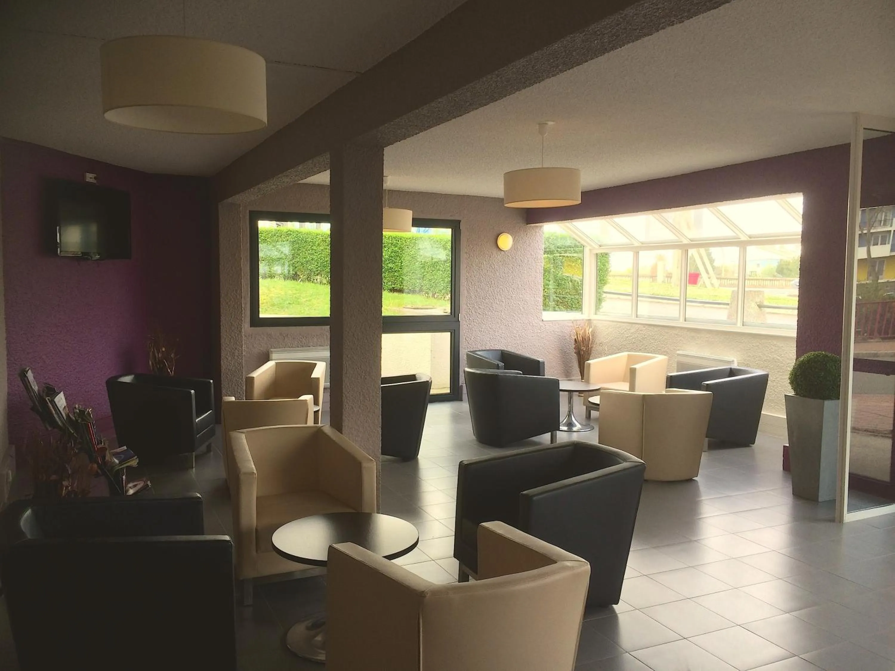 Lounge or bar in HECO Calais Centre-Gare