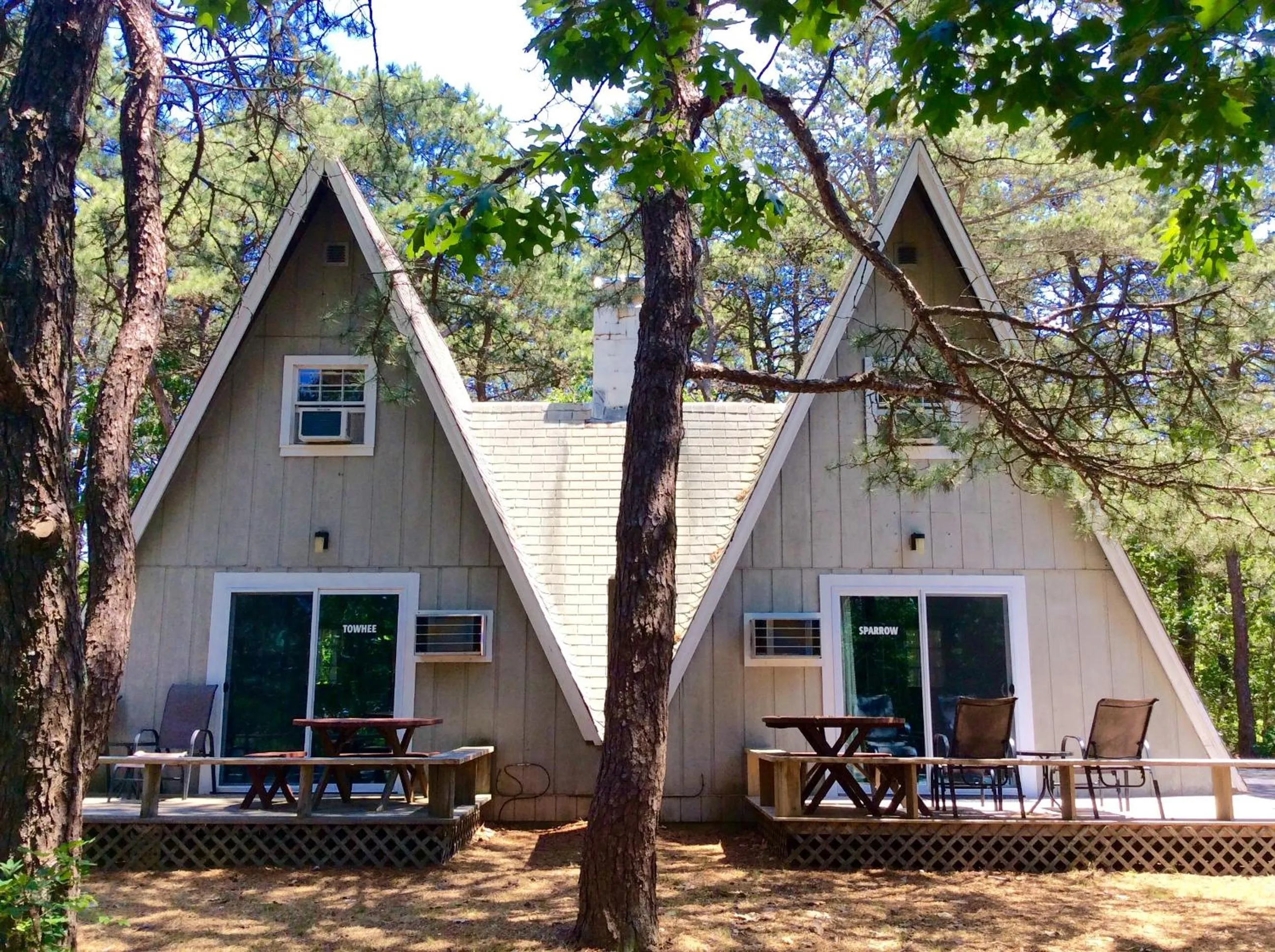 Property building in Self-Sufficient Cottages at Even'tide Resort