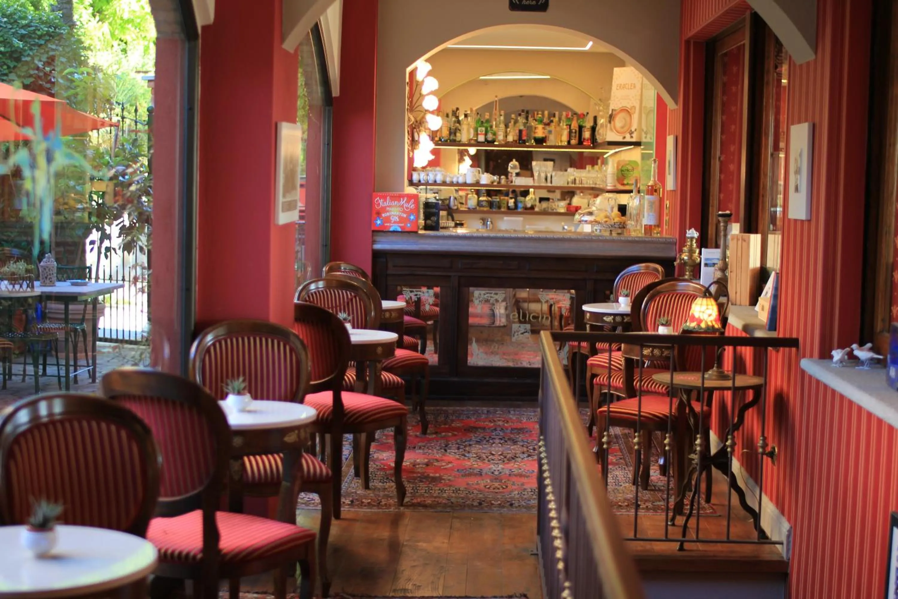 Lounge or bar in Felicin - Ristorante Albergo "Dimora Storica"