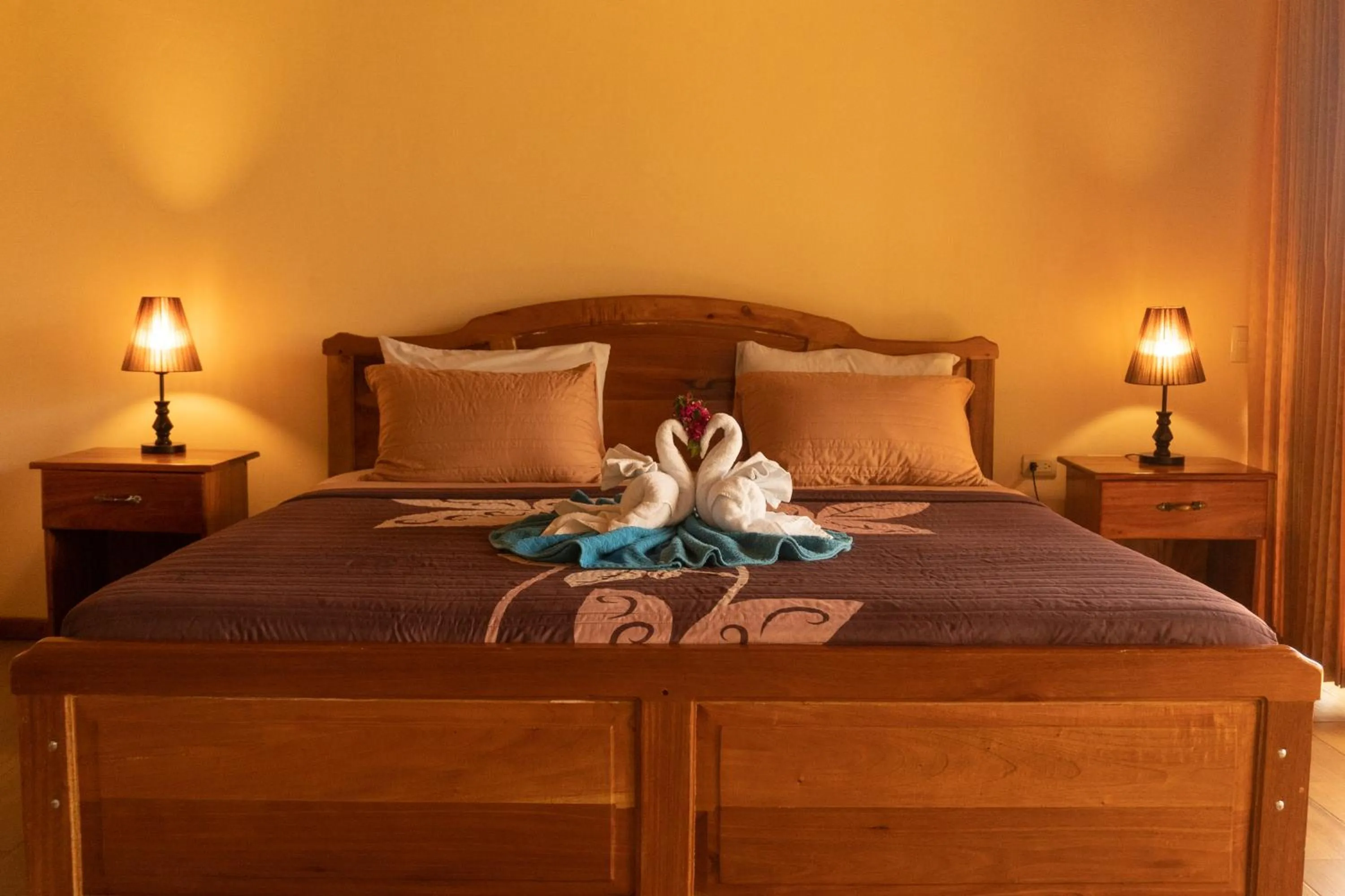 Bed in Jacamar Corcovado Drake Bay