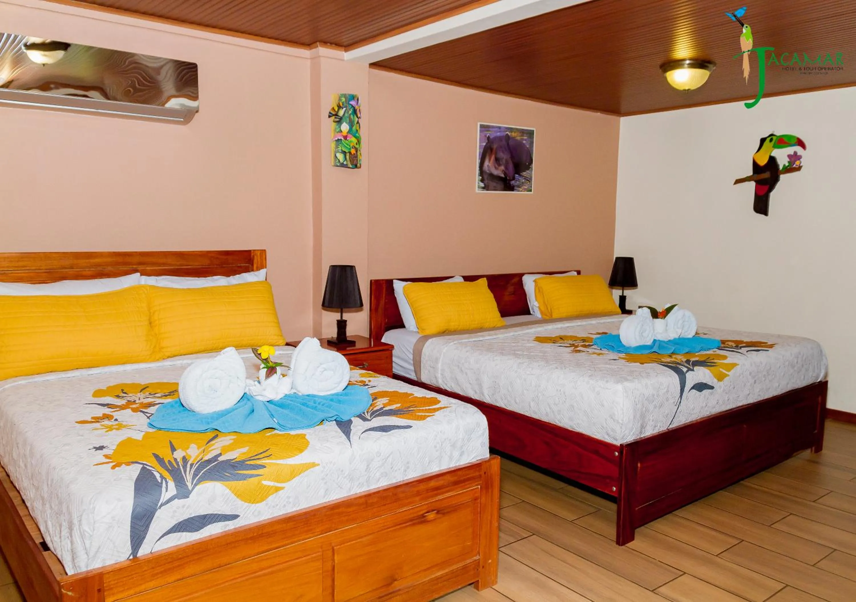 Bed in Jacamar Corcovado Drake Bay