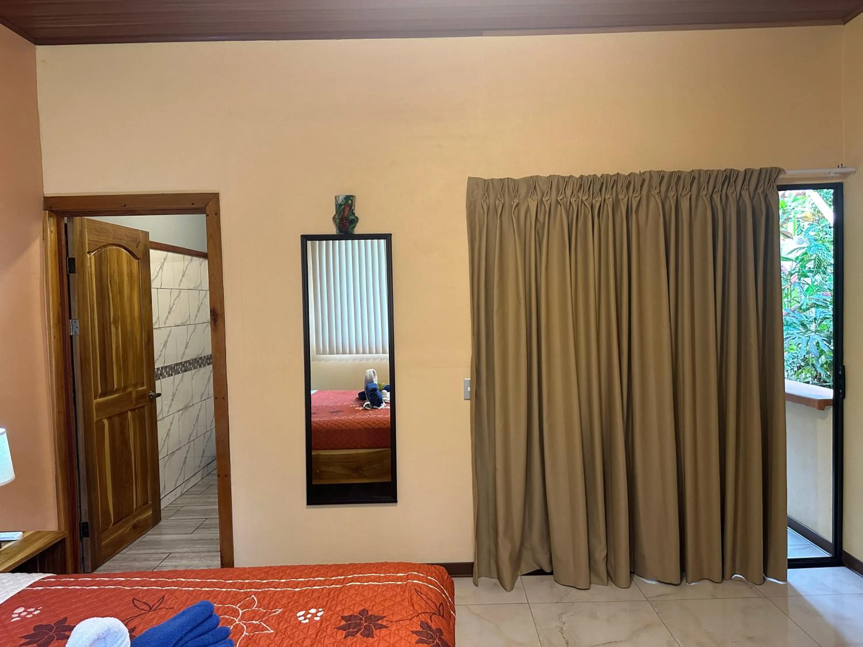 Bed in Jacamar Corcovado Drake Bay