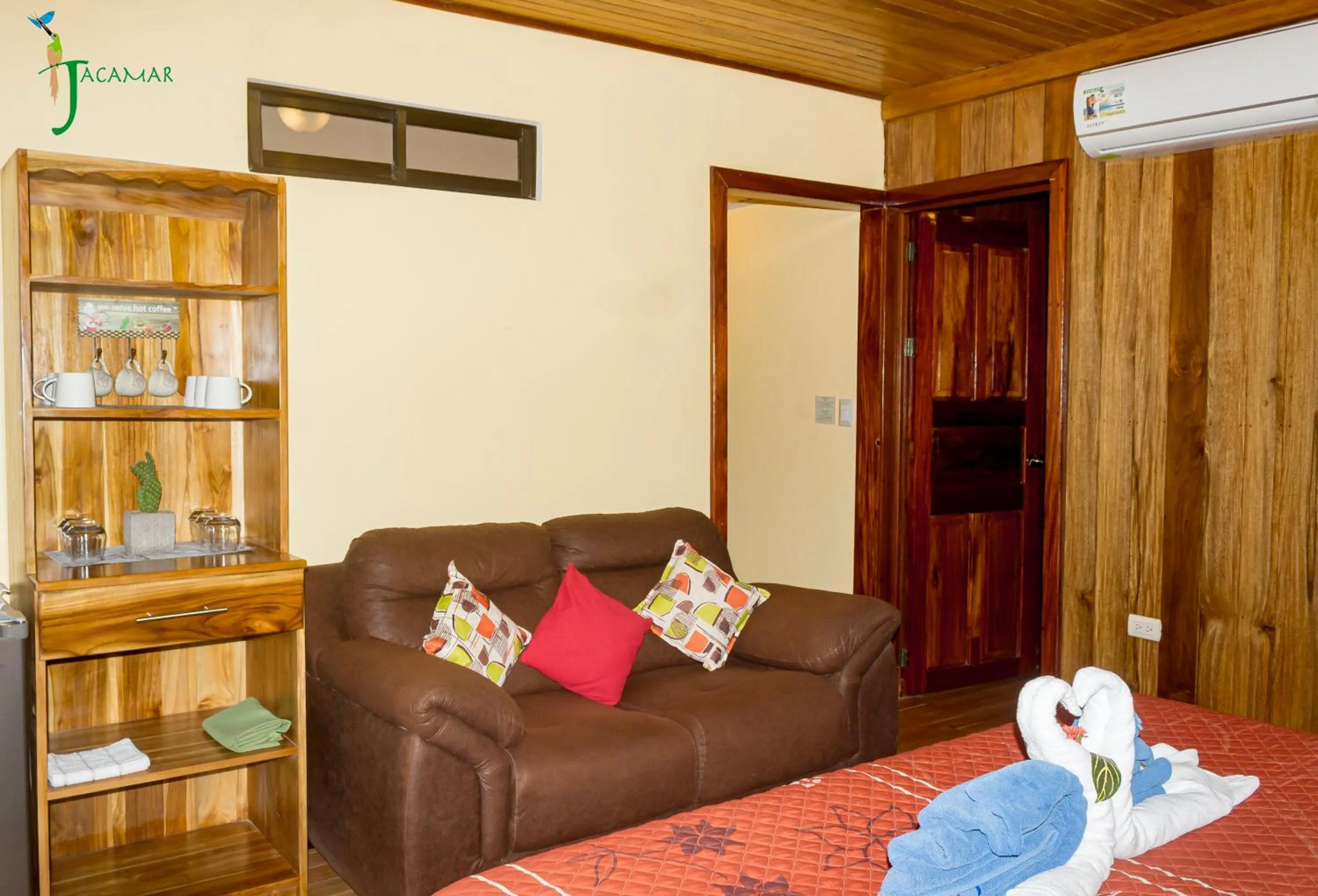 Bed in Jacamar Corcovado Drake Bay