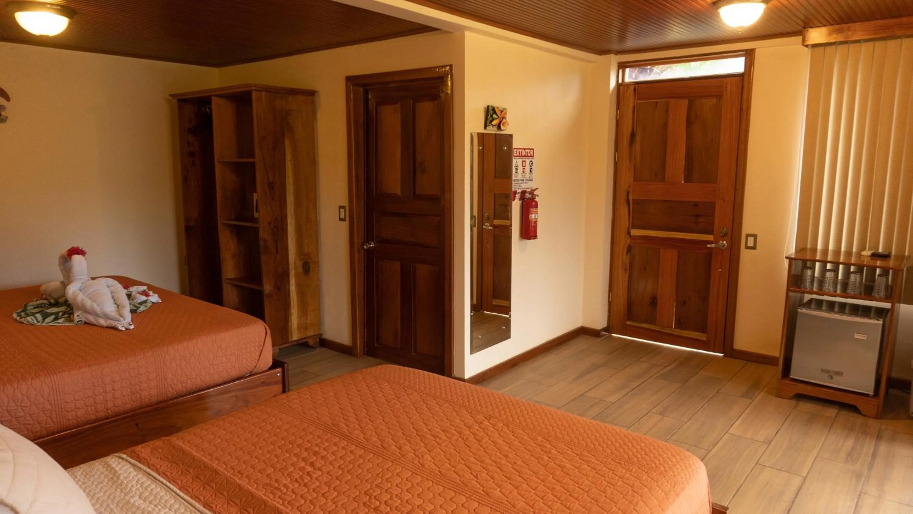 Photo of the whole room, Bed in Jacamar Corcovado Drake Bay