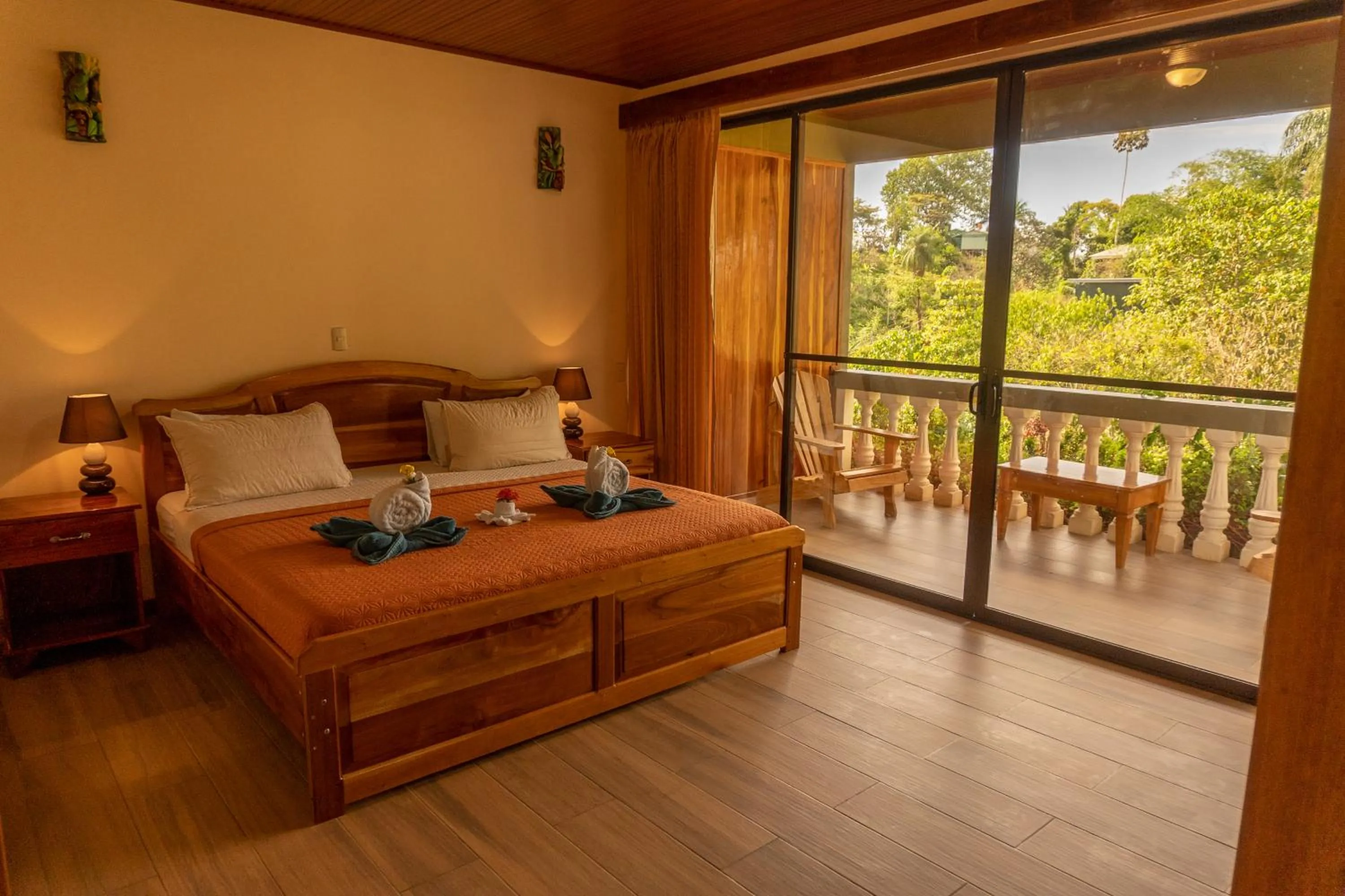Photo of the whole room, Bed in Jacamar Corcovado Drake Bay