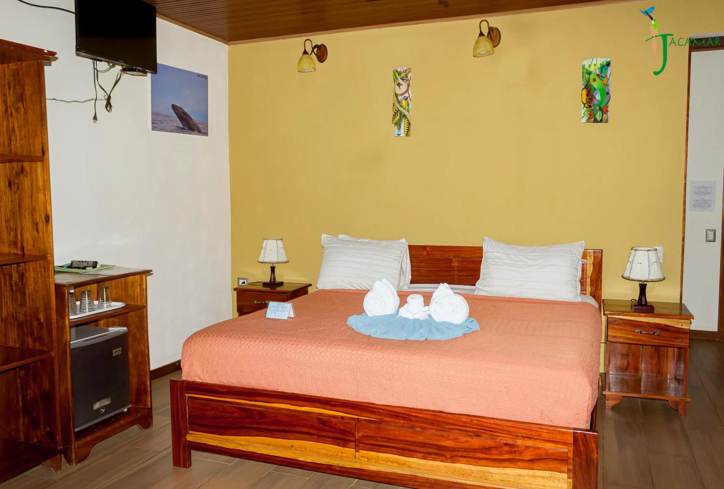 Bed in Jacamar Corcovado Drake Bay