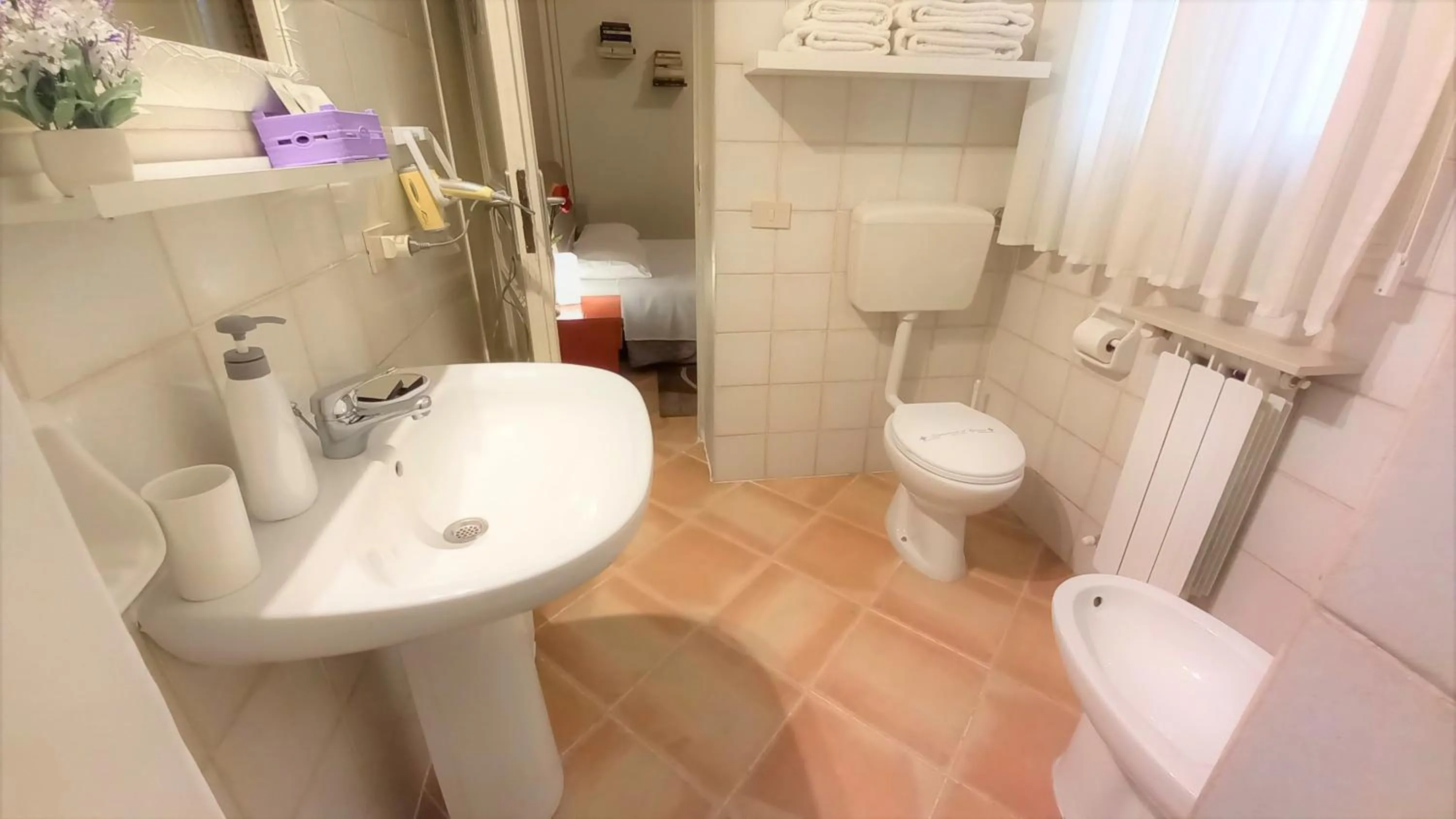 Bathroom in BED&BOOK Palazzo Cutelli