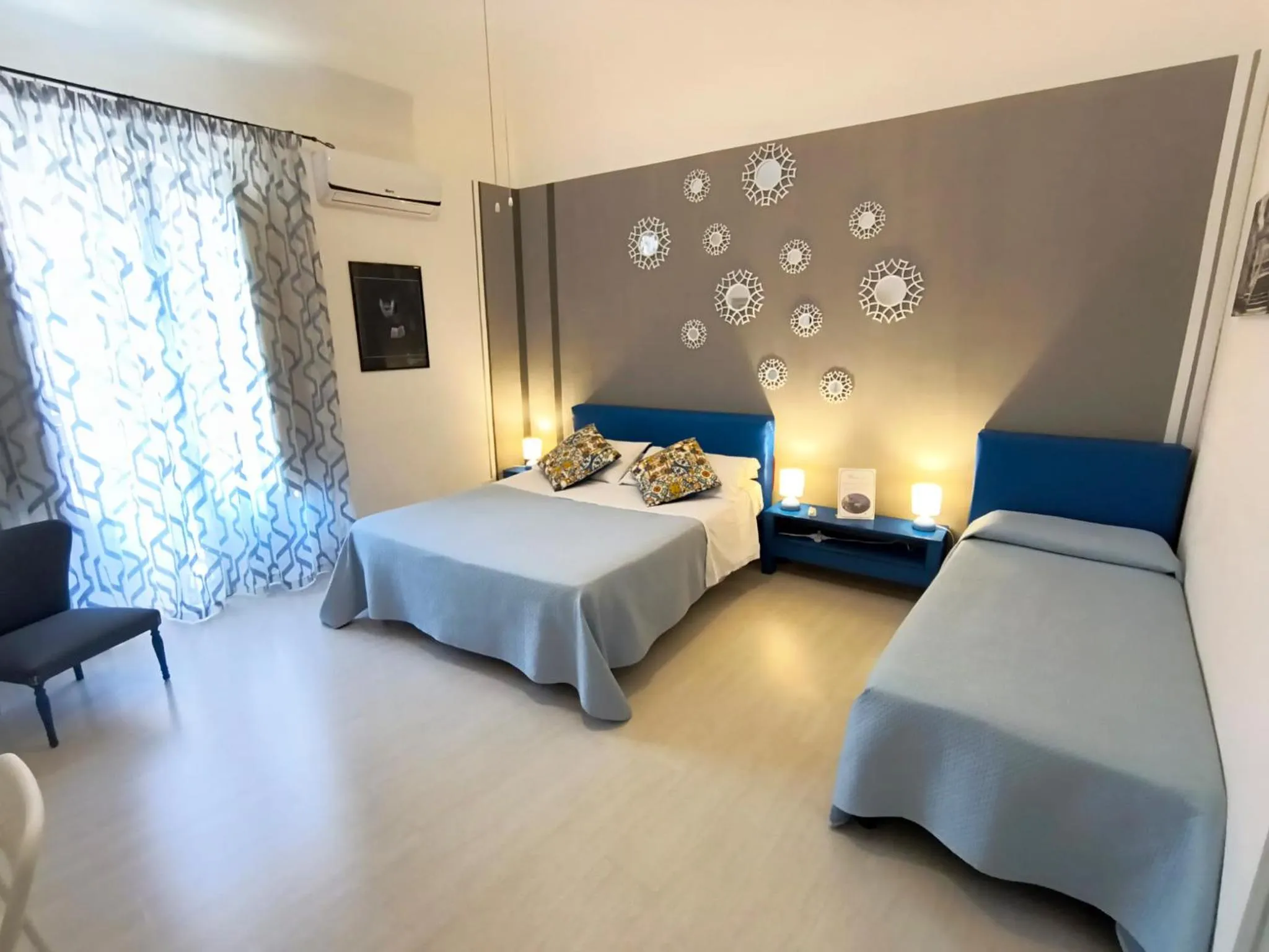 View (from property/room), Bed in BED&BOOK Palazzo Cutelli