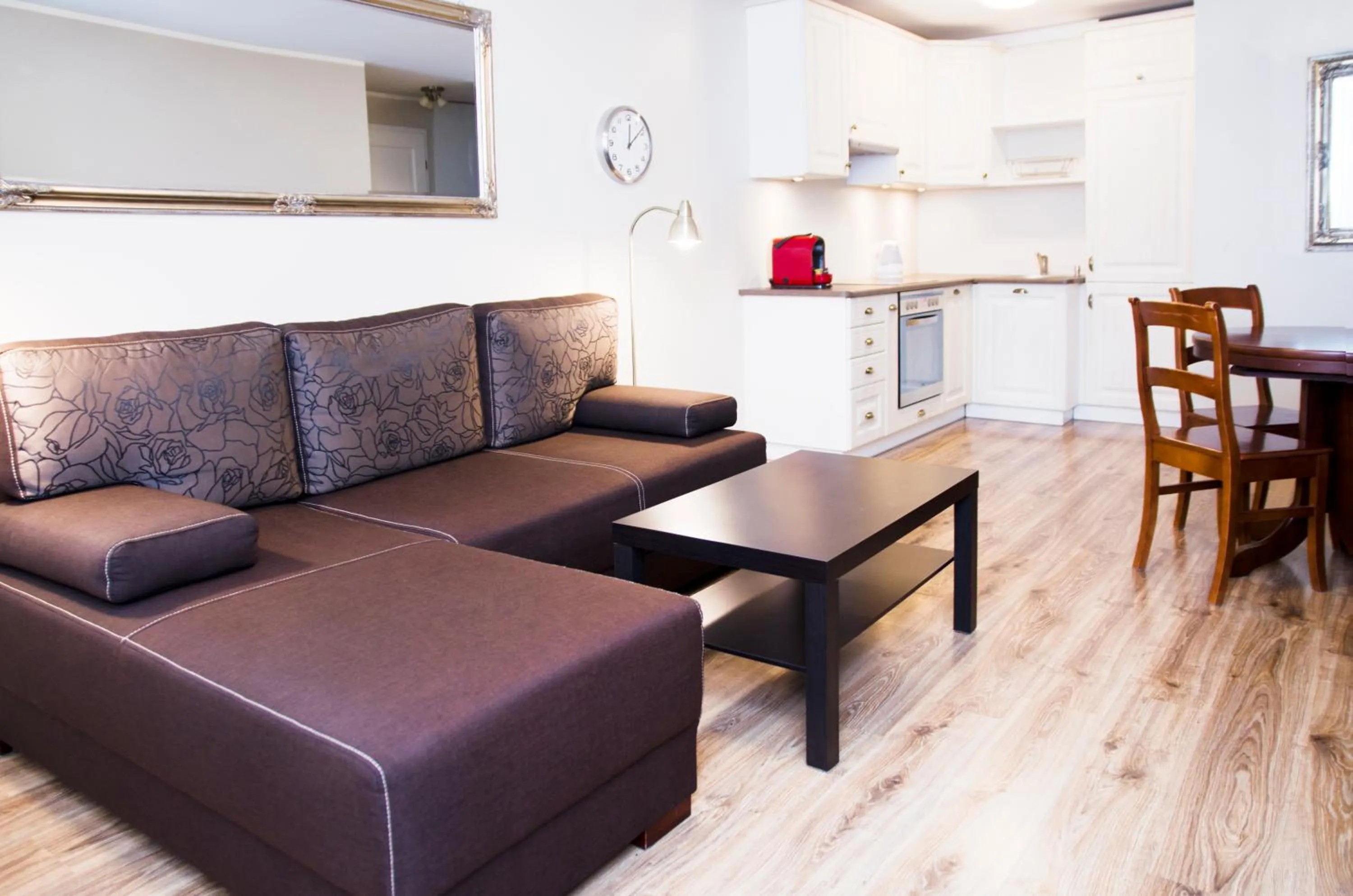 Living room in Hosapartments City Center