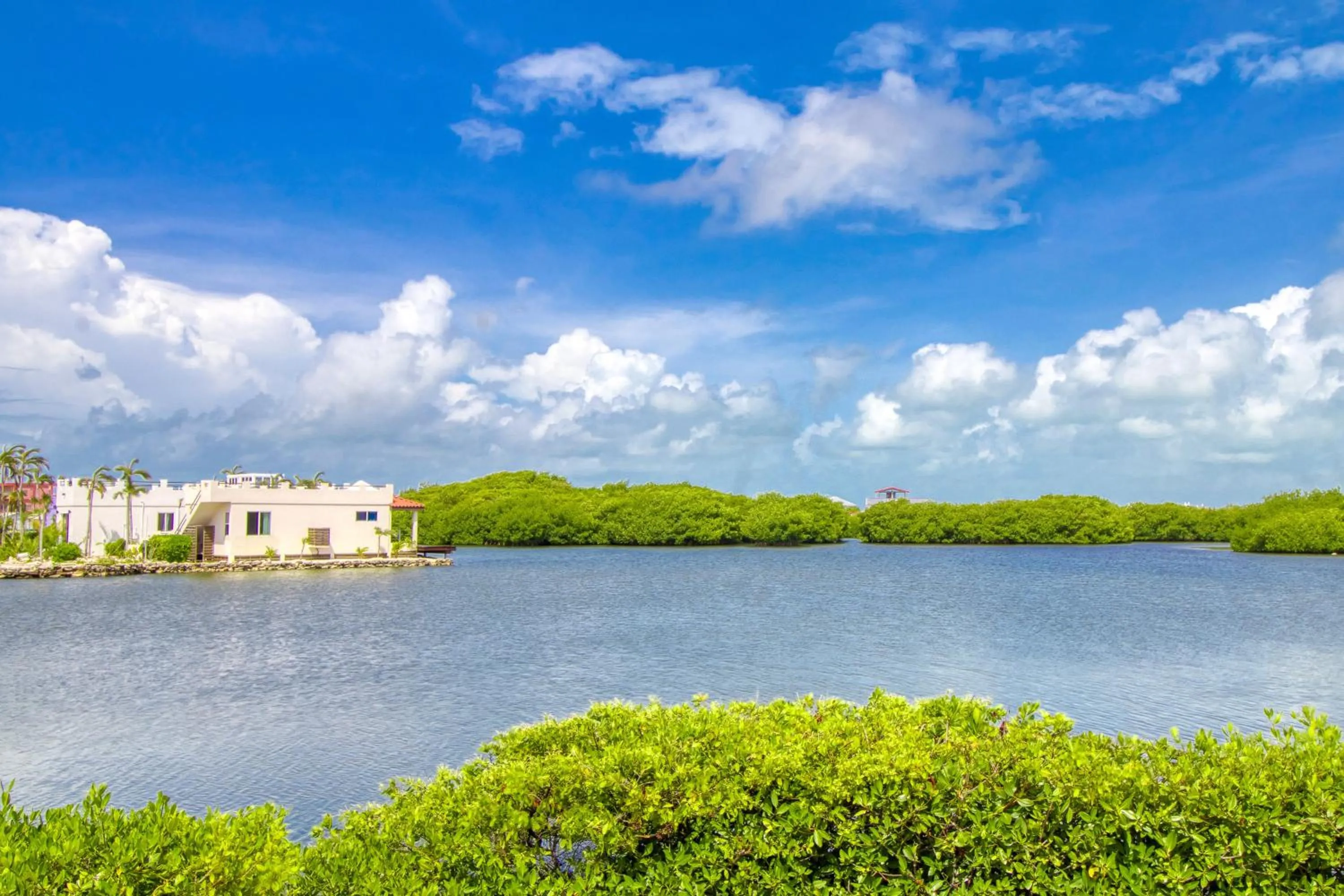 Suite E303 Mara Laguna