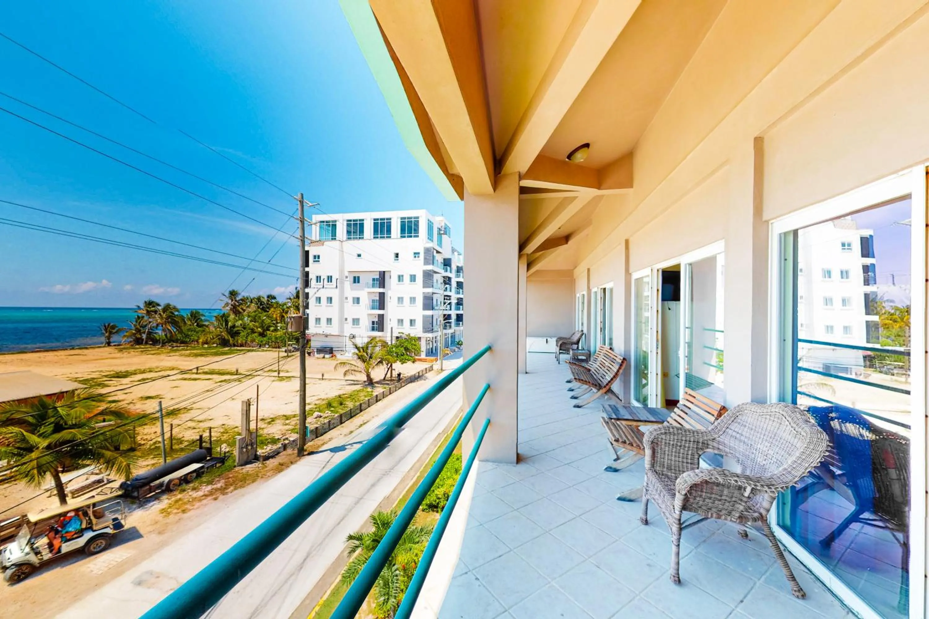 Suite E301 Mara Laguna