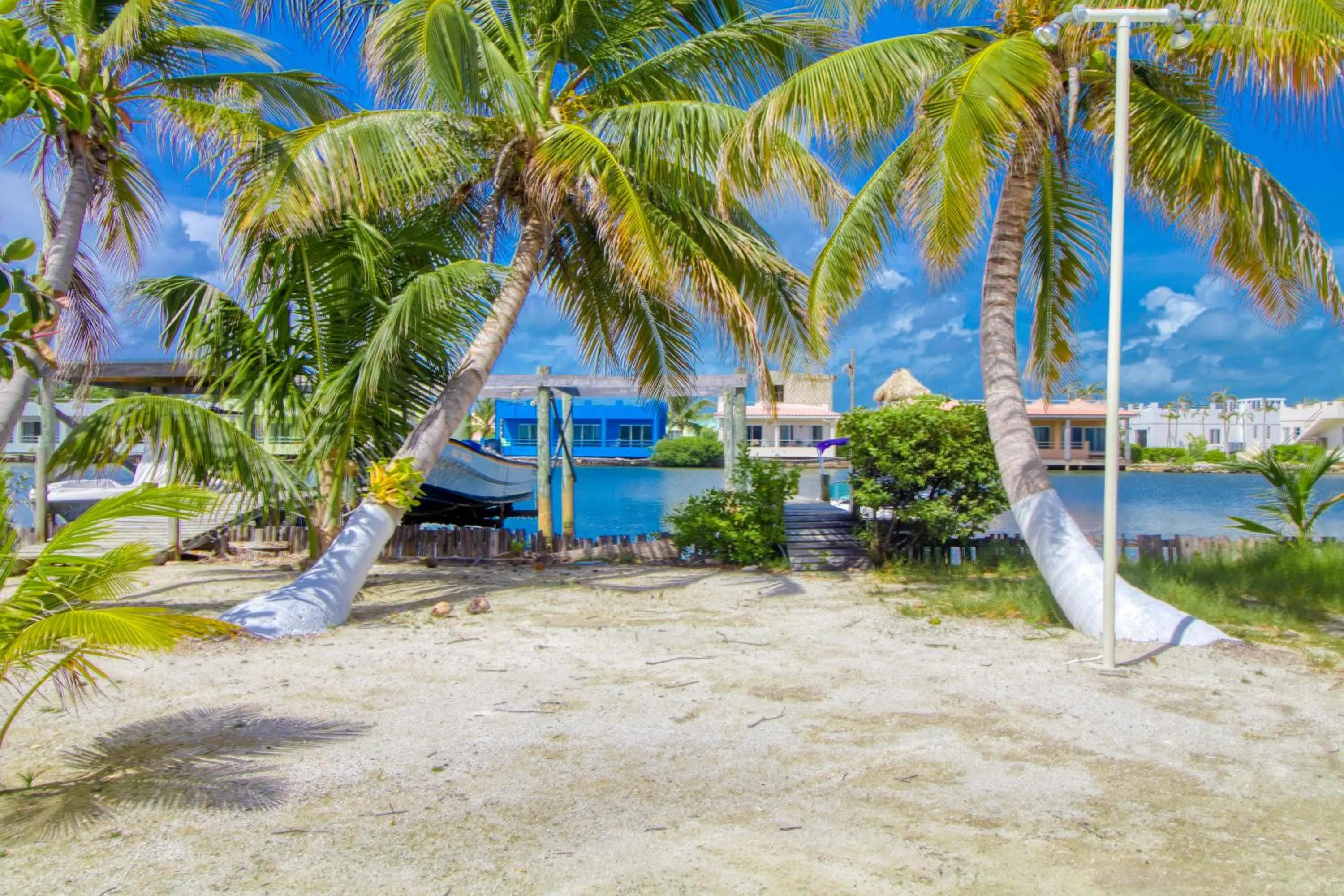 Suite E301 Mara Laguna