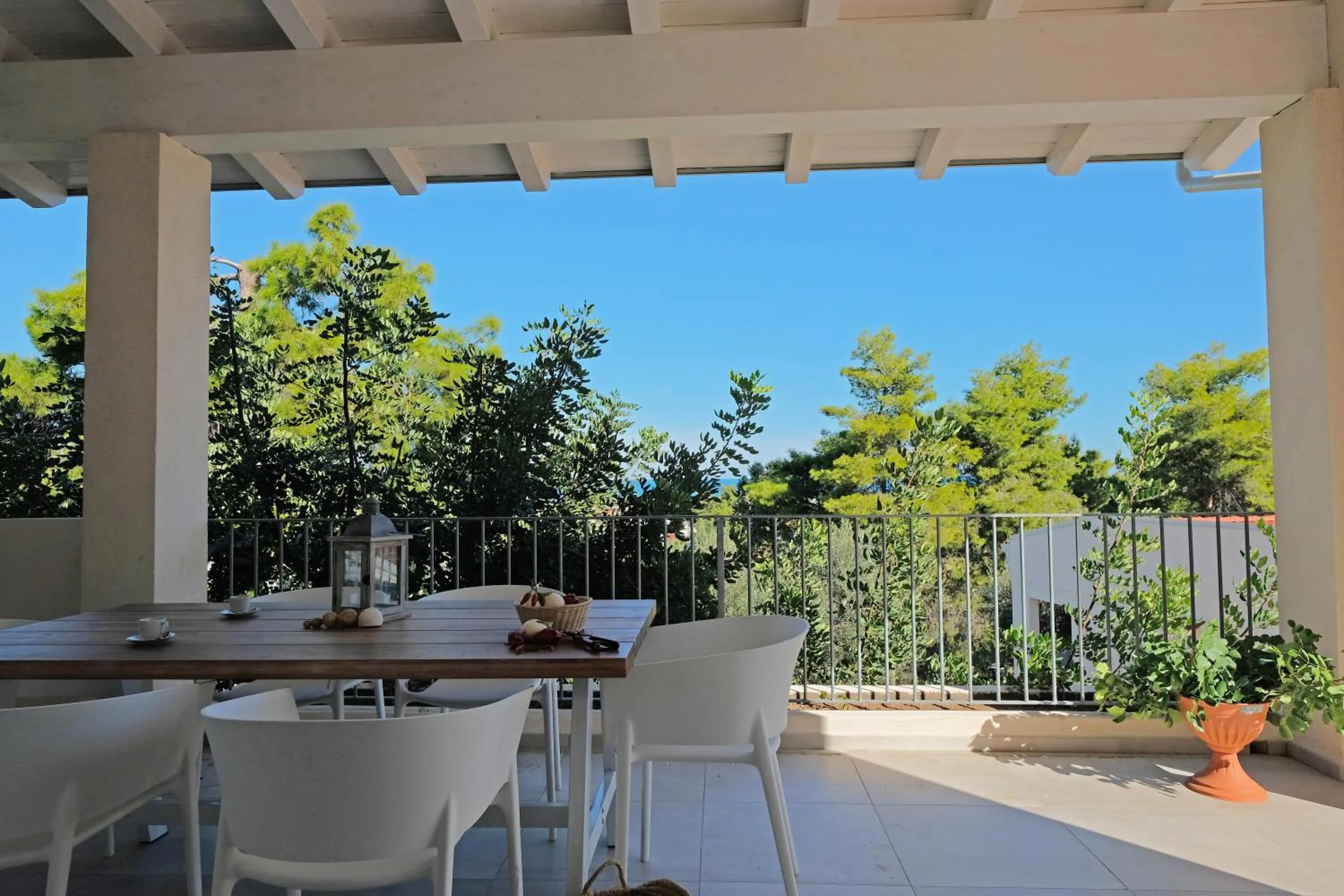 Balcony/Terrace in Baia Degli Aranci Suite & Apartments