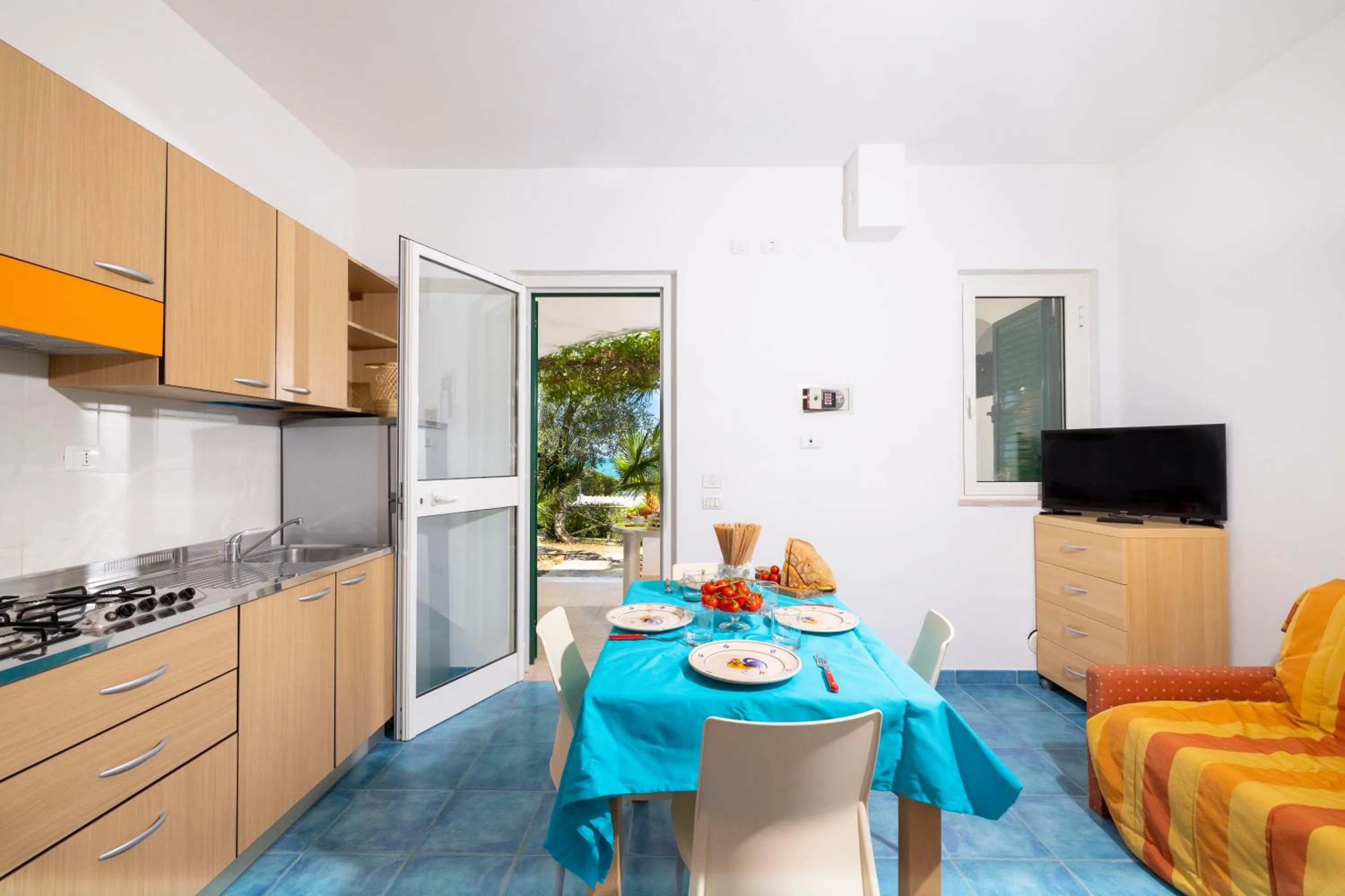 Seating area in Baia Degli Aranci Suite & Apartments