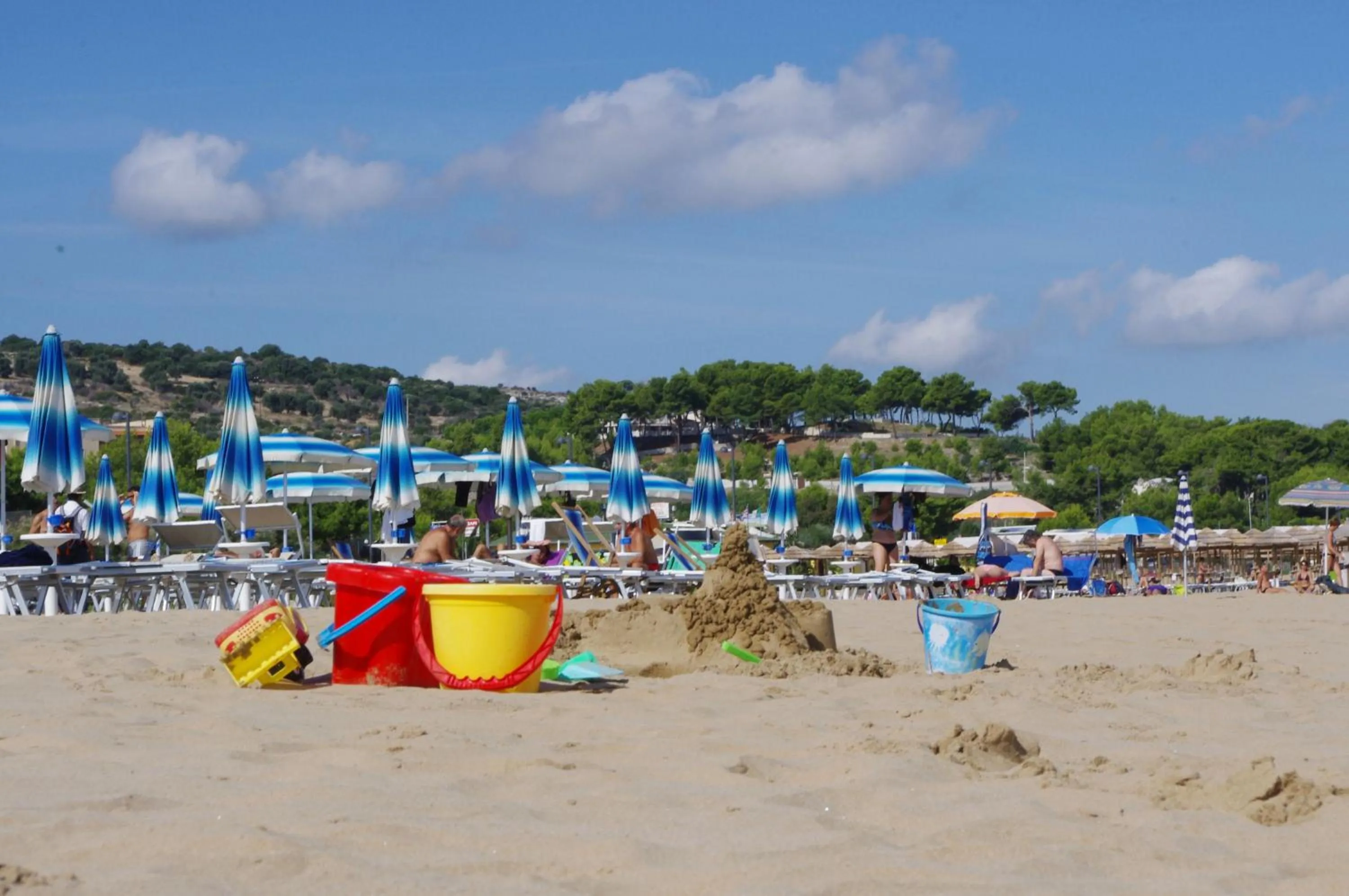 Property building in Baia Degli Aranci Suite & Apartments