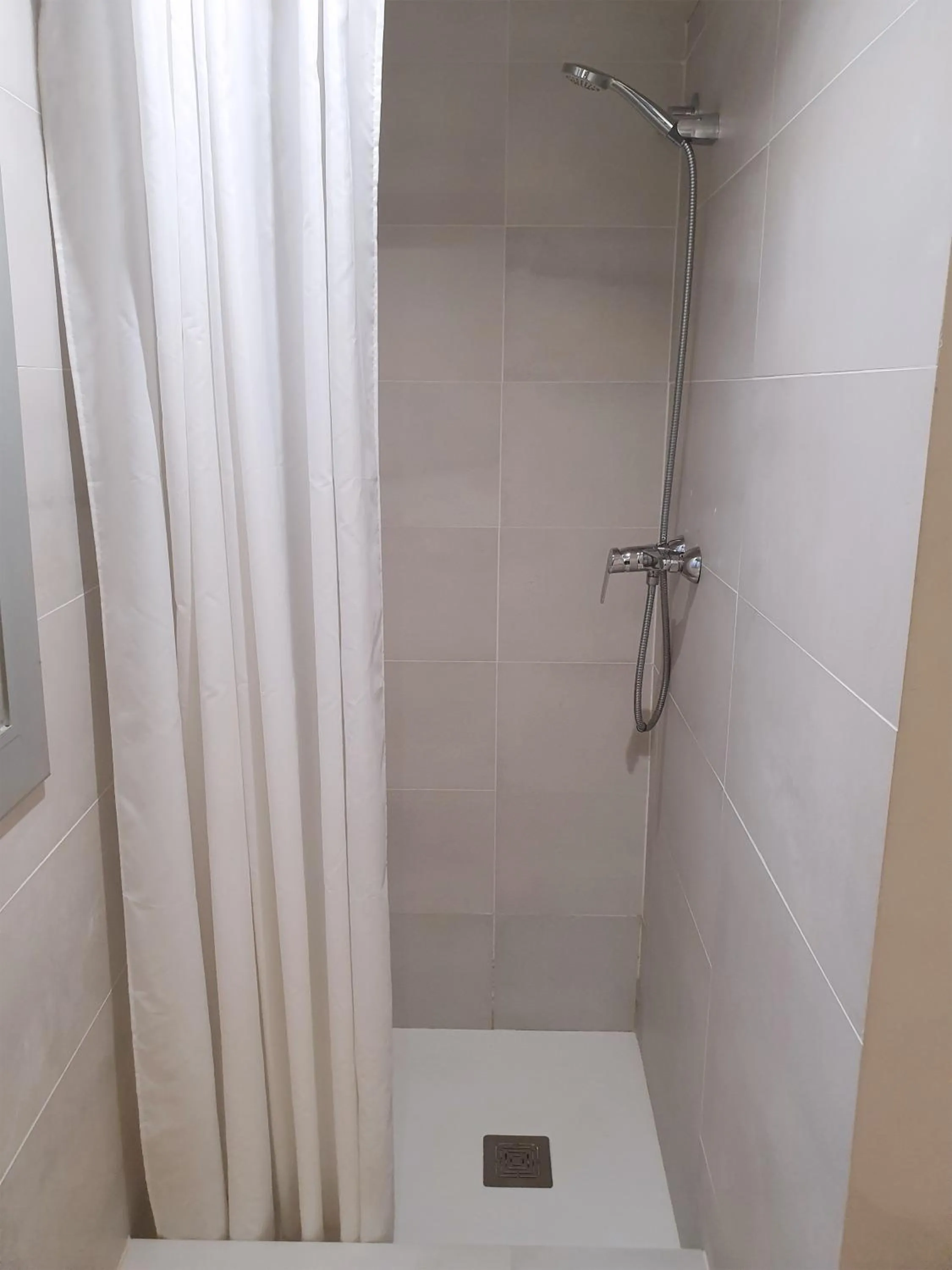 Shower in Pensión San Ramón