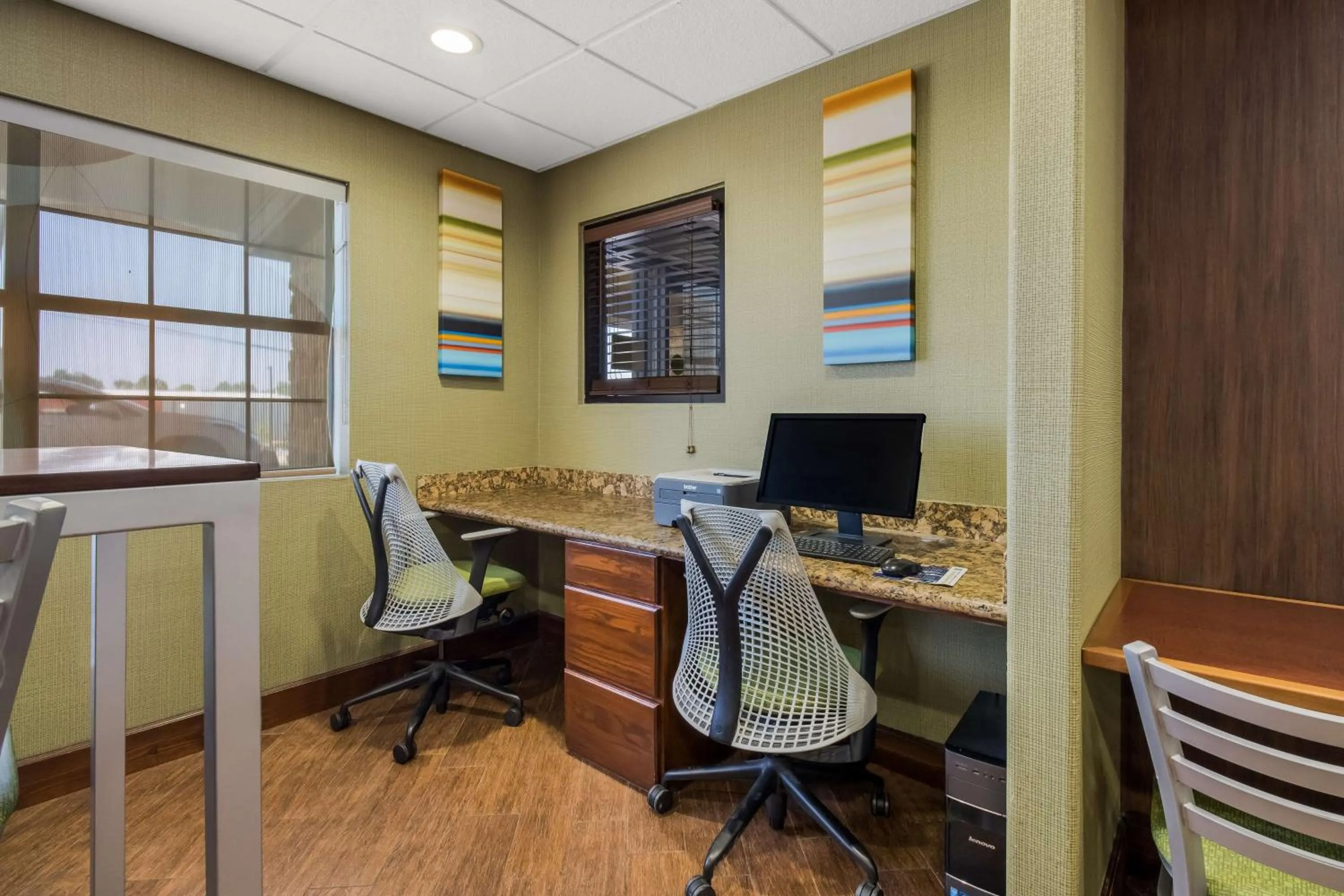 Business facilities in Best Western Temple Inn & Suites