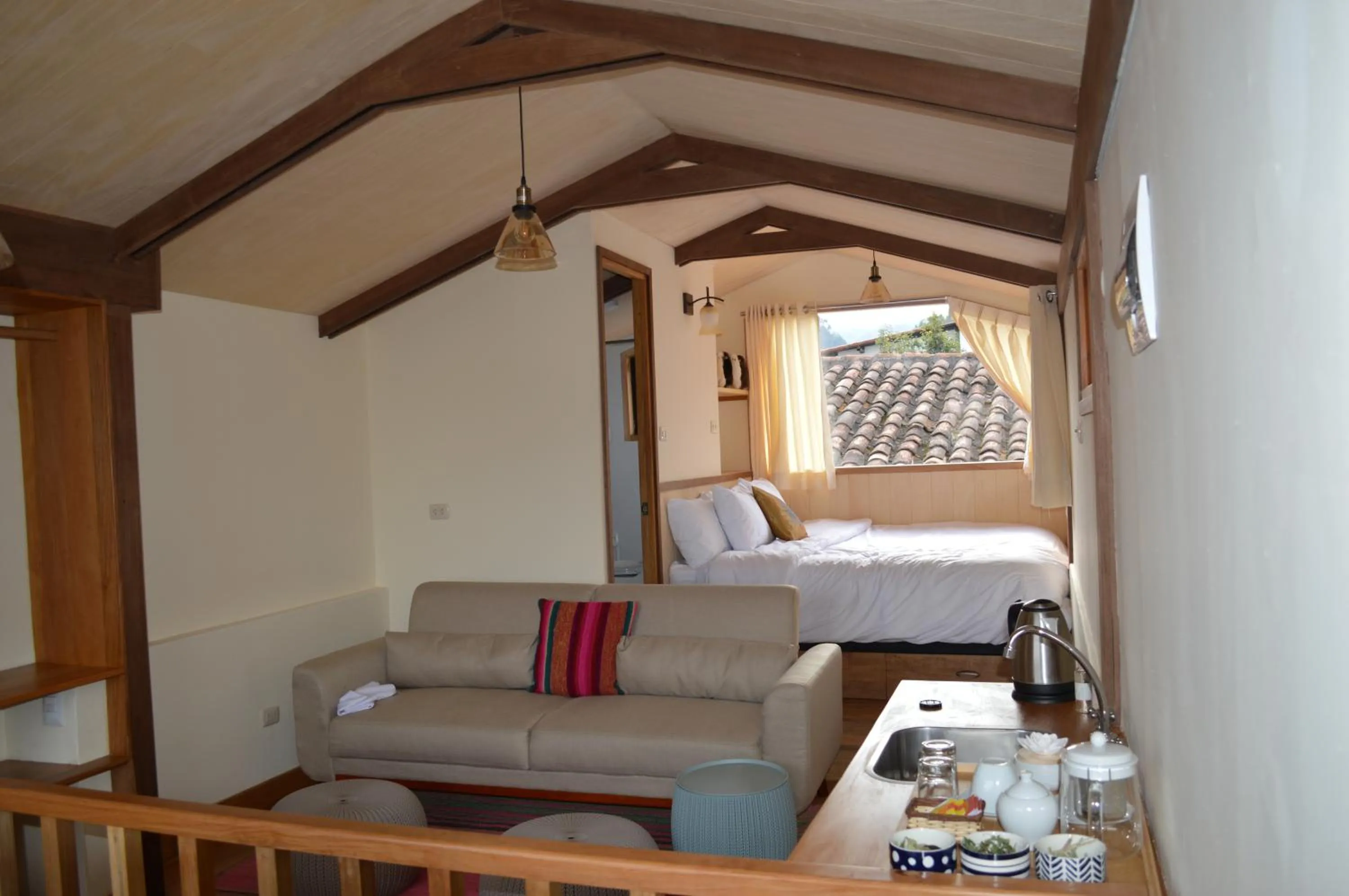 Decorative detail, Bed in Nao Victoria Hostel