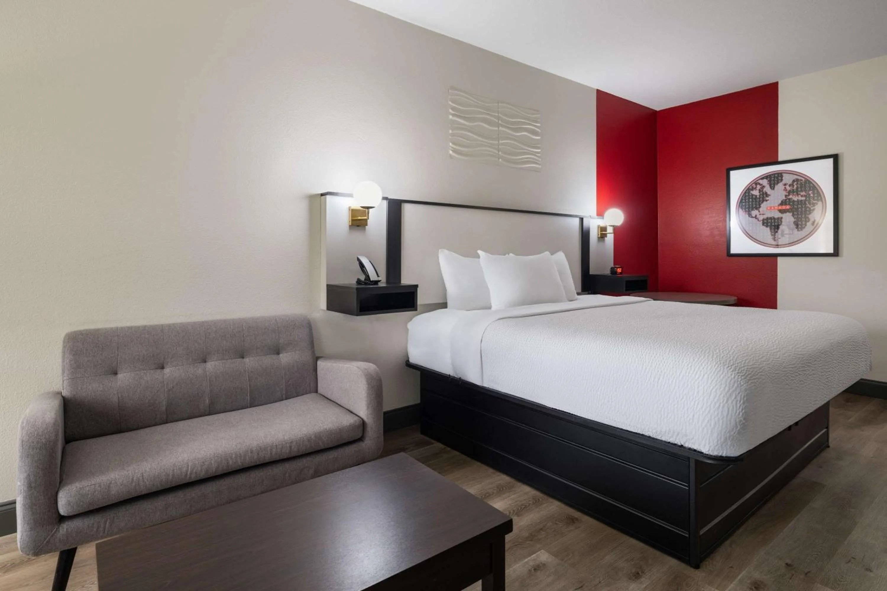 Photo of the whole room, Bed in Ramada by Wyndham Locust Grove