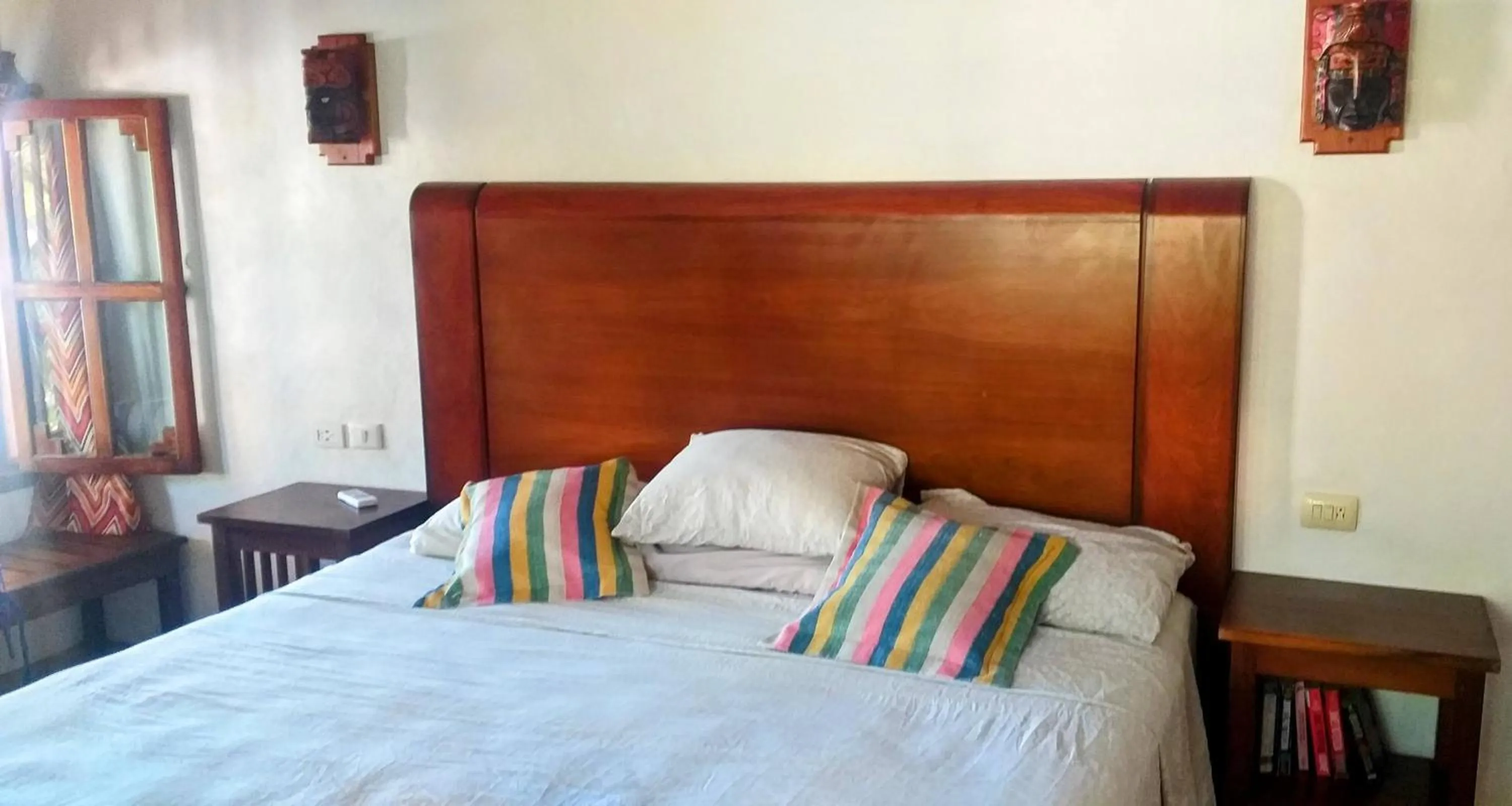 Bed in Mayan Beach Garden