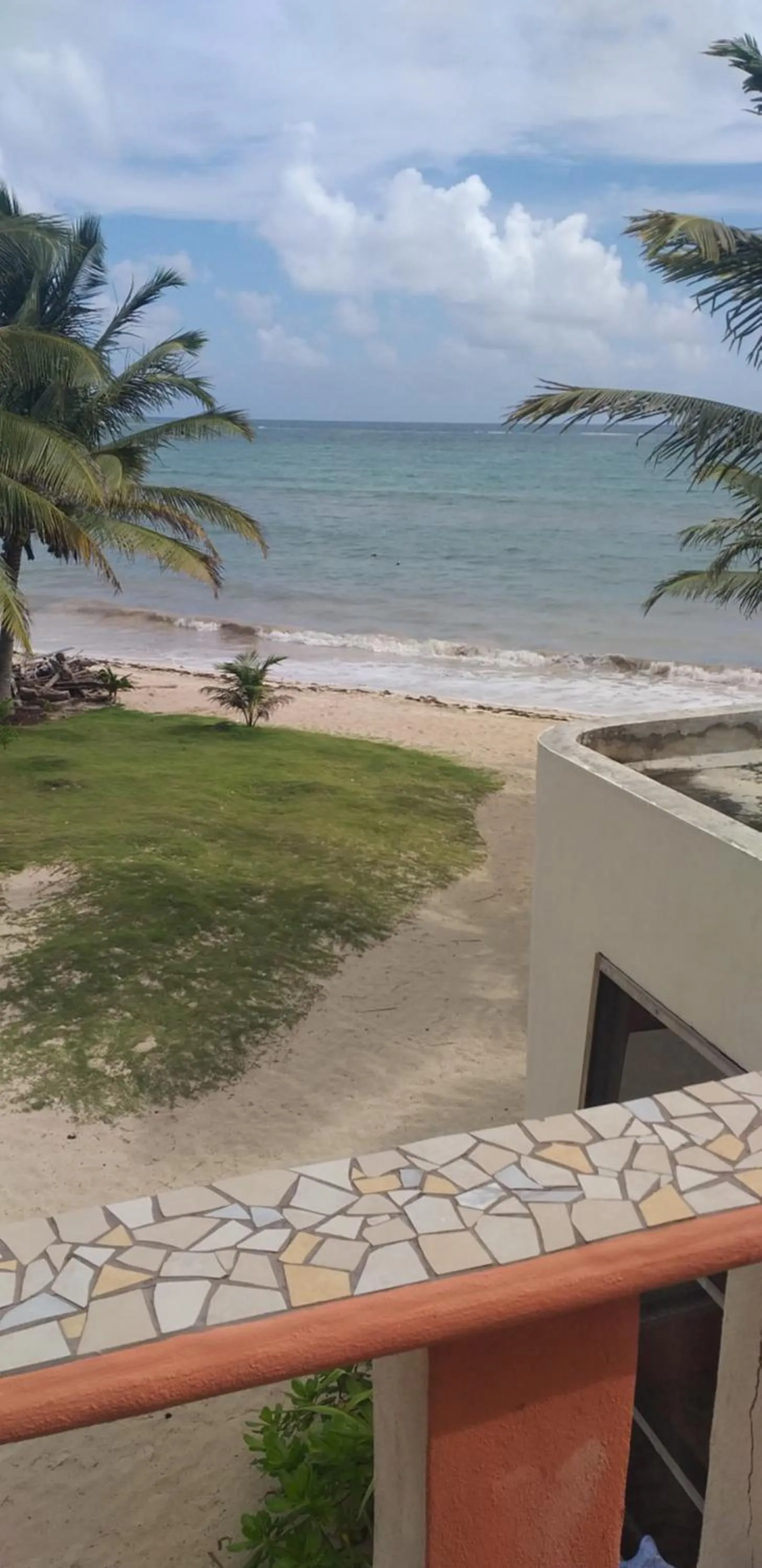 Day in Mayan Beach Garden